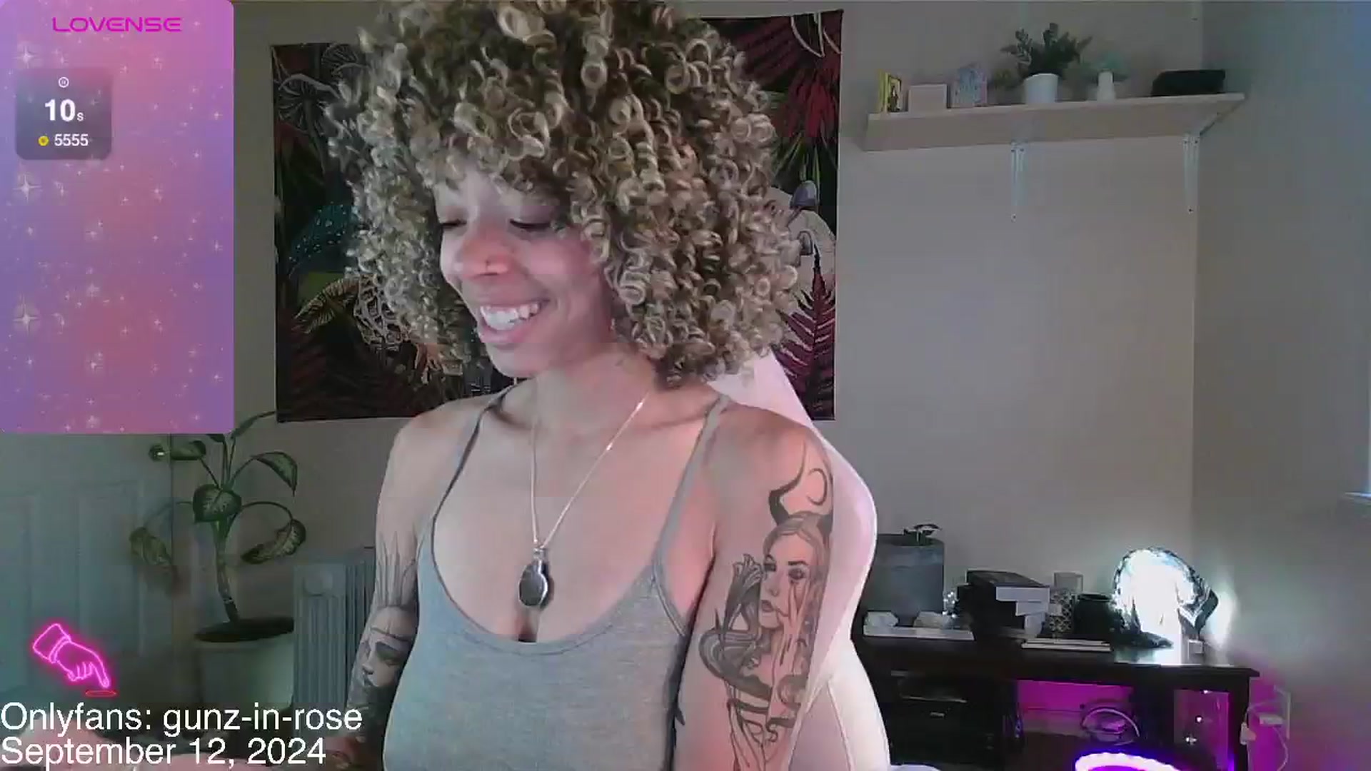 Gallery image thumbnail from kylierose's myfreecams stream on, 09/12/2024, 17:09 image 11 of 20