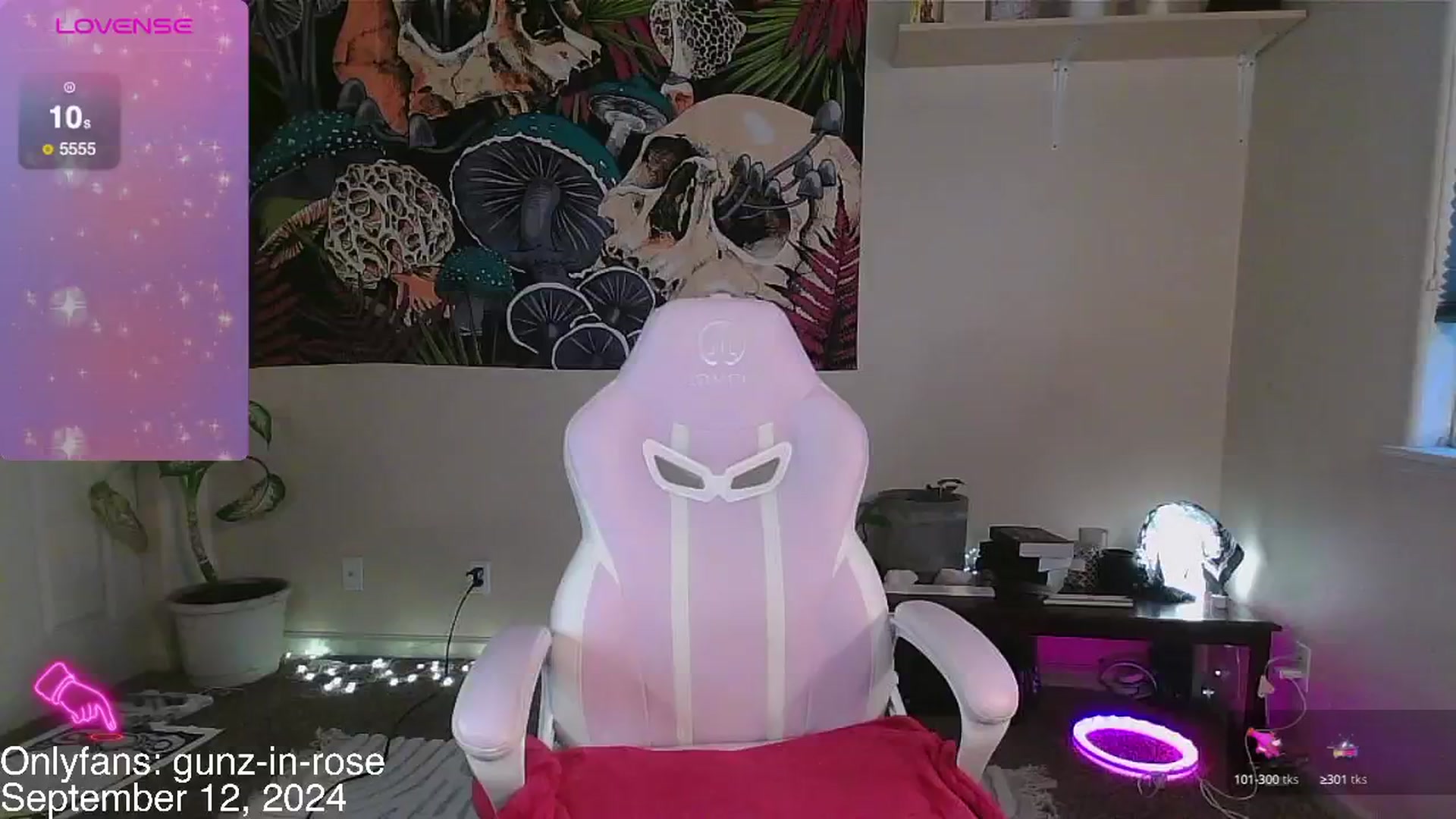 Gallery image thumbnail from kylierose's myfreecams stream on, 09/12/2024, 17:09 image 1 of 20