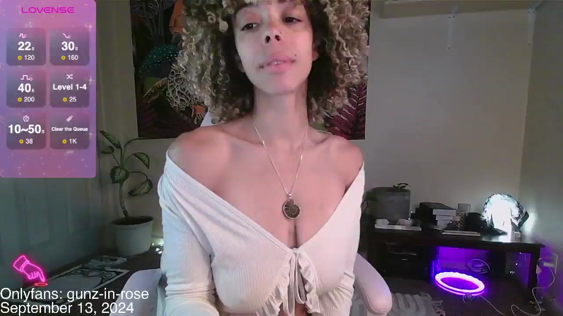 Gallery image thumbnail from kylierose's myfreecams stream on, 09/13/2024, 16:03 image 13 of 20