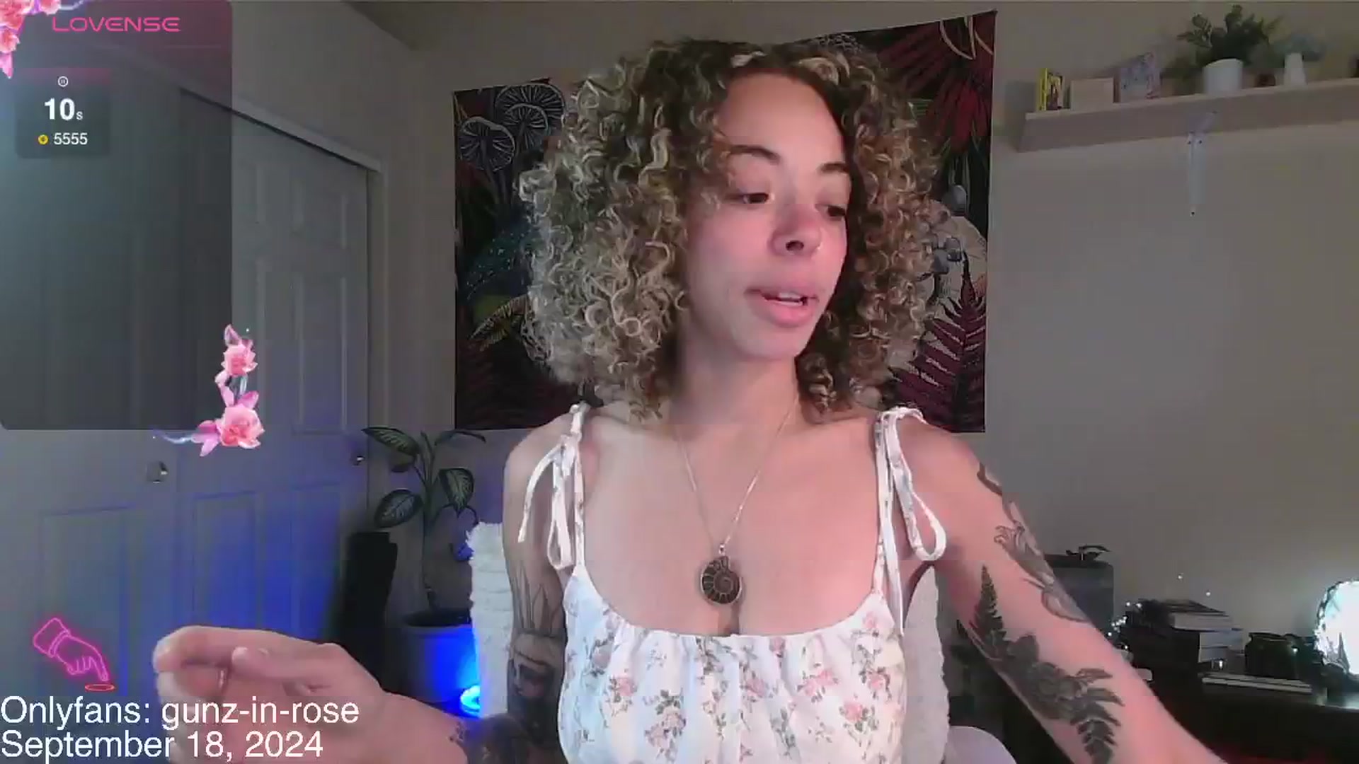 Gallery image thumbnail from kylierose's myfreecams stream on, 09/18/2024, 15:06 image 9 of 20
