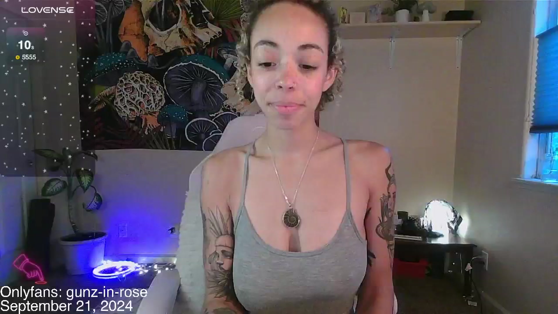 Gallery image thumbnail from kylierose's myfreecams stream on, 09/21/2024, 15:57 image 14 of 20