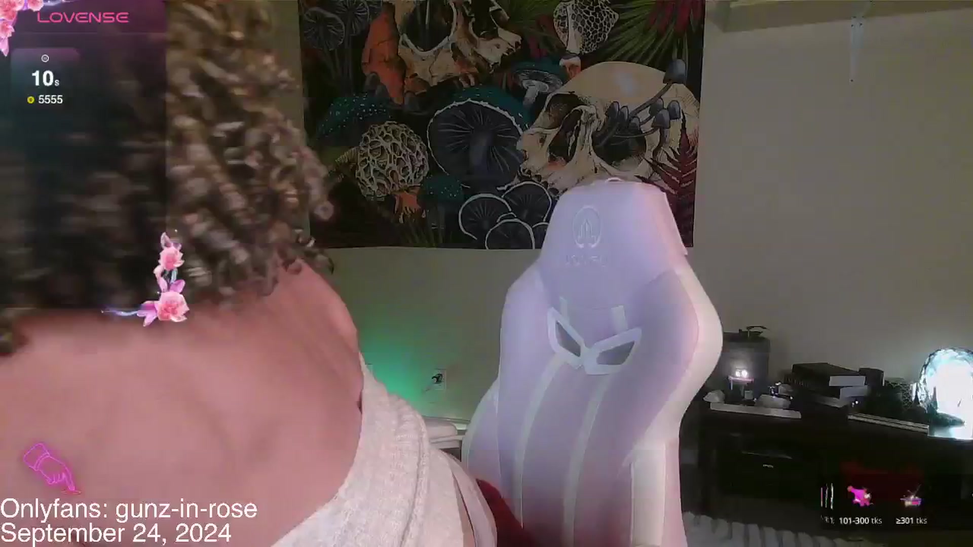 Gallery image thumbnail from kylierose's myfreecams stream on, 09/24/2024, 17:12 image 16 of 20