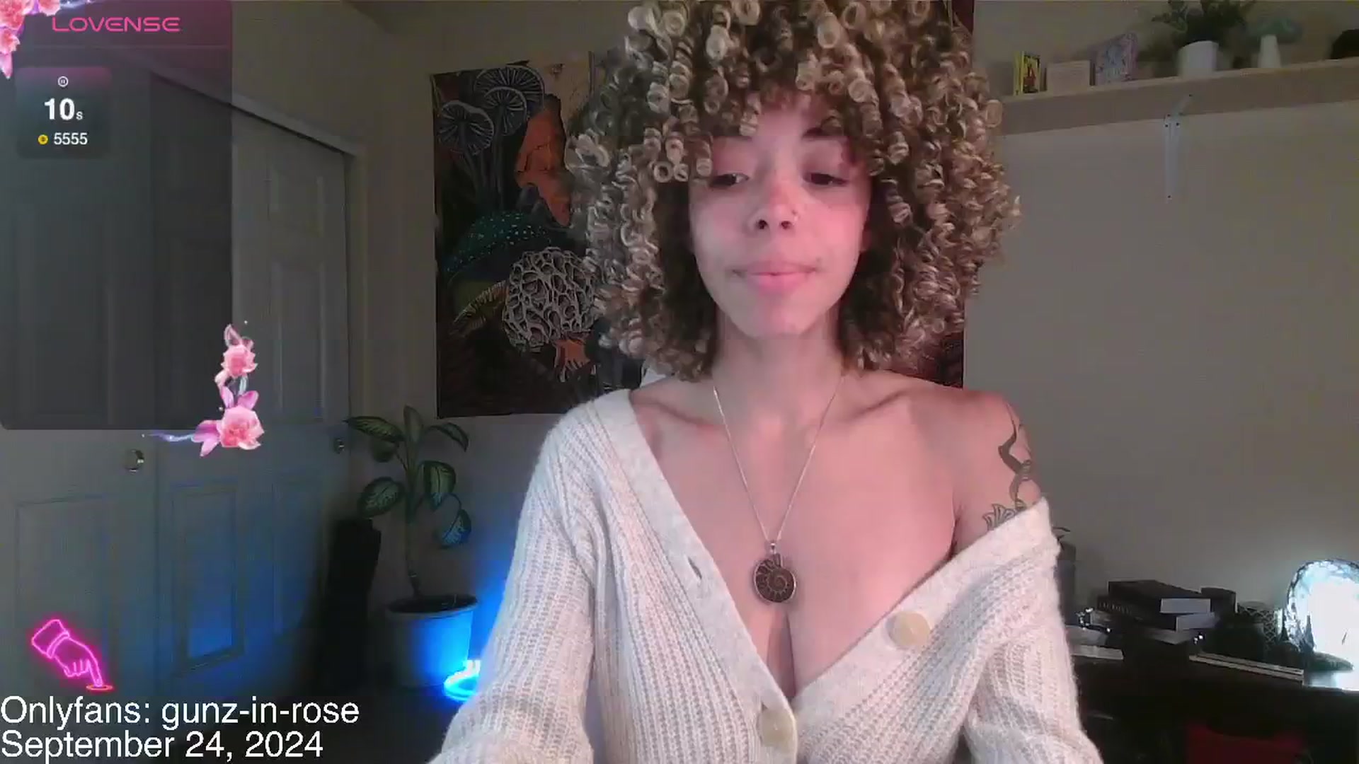 Gallery image thumbnail from kylierose's myfreecams stream on, 09/24/2024, 17:12 image 10 of 20