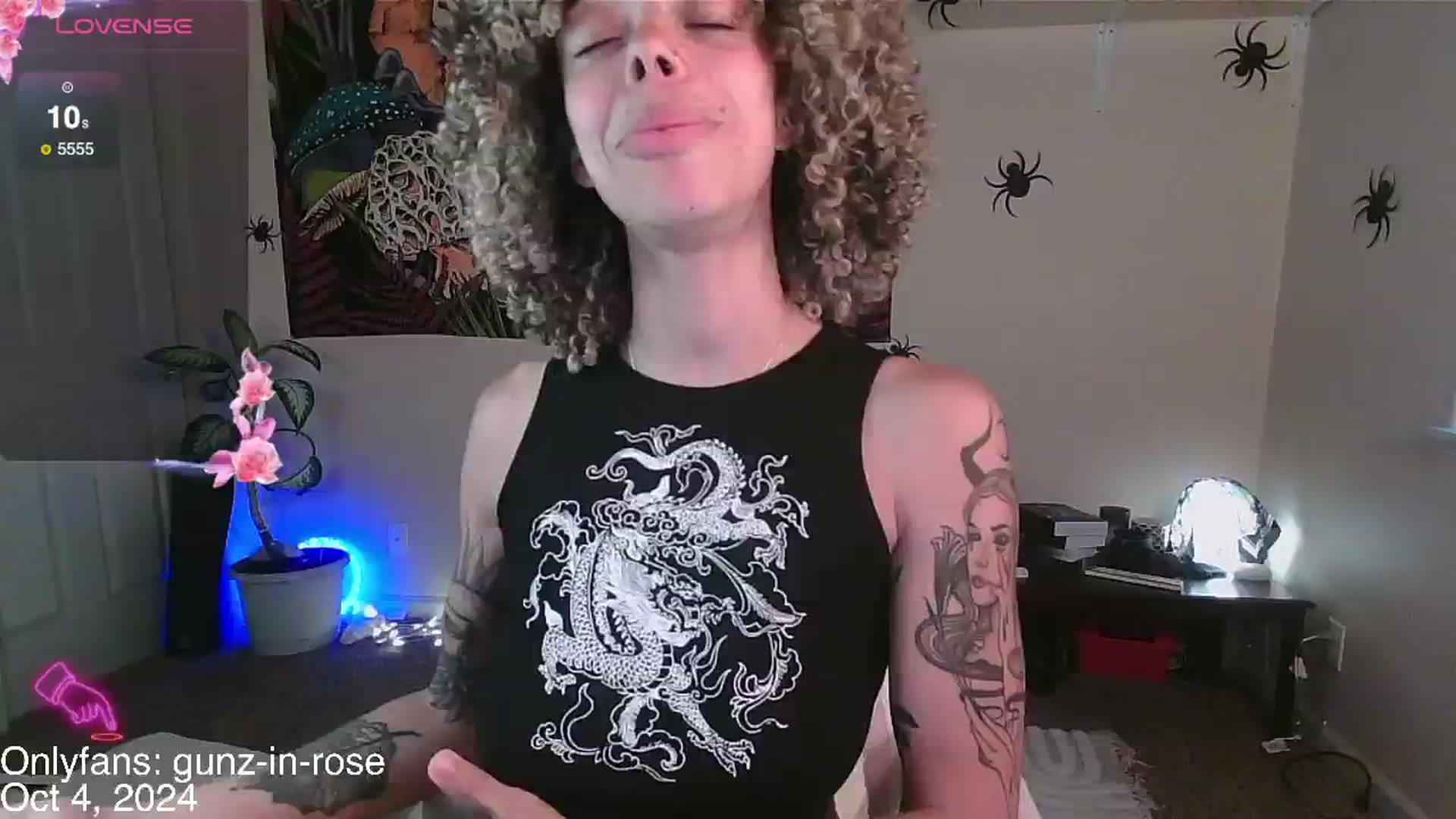 Gallery image thumbnail from kylierose's myfreecams stream on, 10/04/2024, 16:16 image 13 of 20