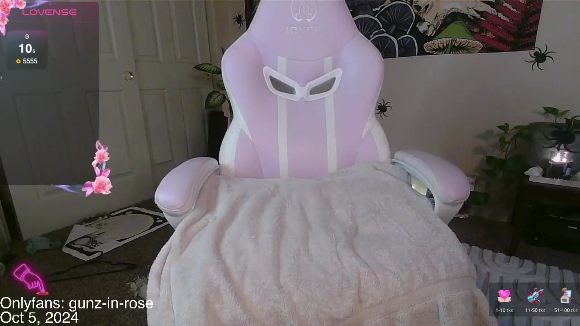 Gallery image thumbnail from kylierose's myfreecams stream on, 10/05/2024, 18:00 image 17 of 20
