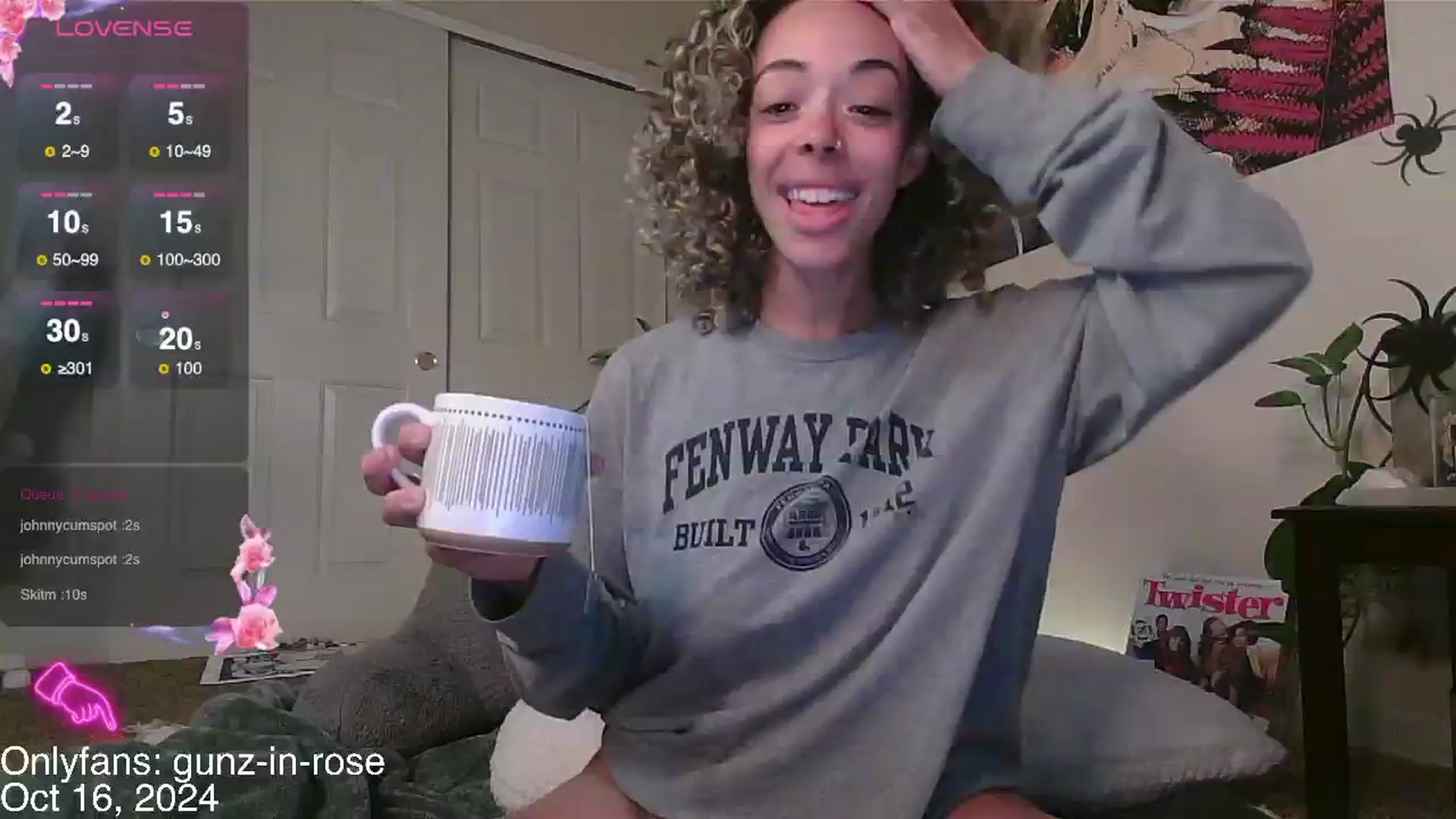 Gallery image thumbnail from kylierose's myfreecams stream on, 10/16/2024, 18:21 image 4 of 20