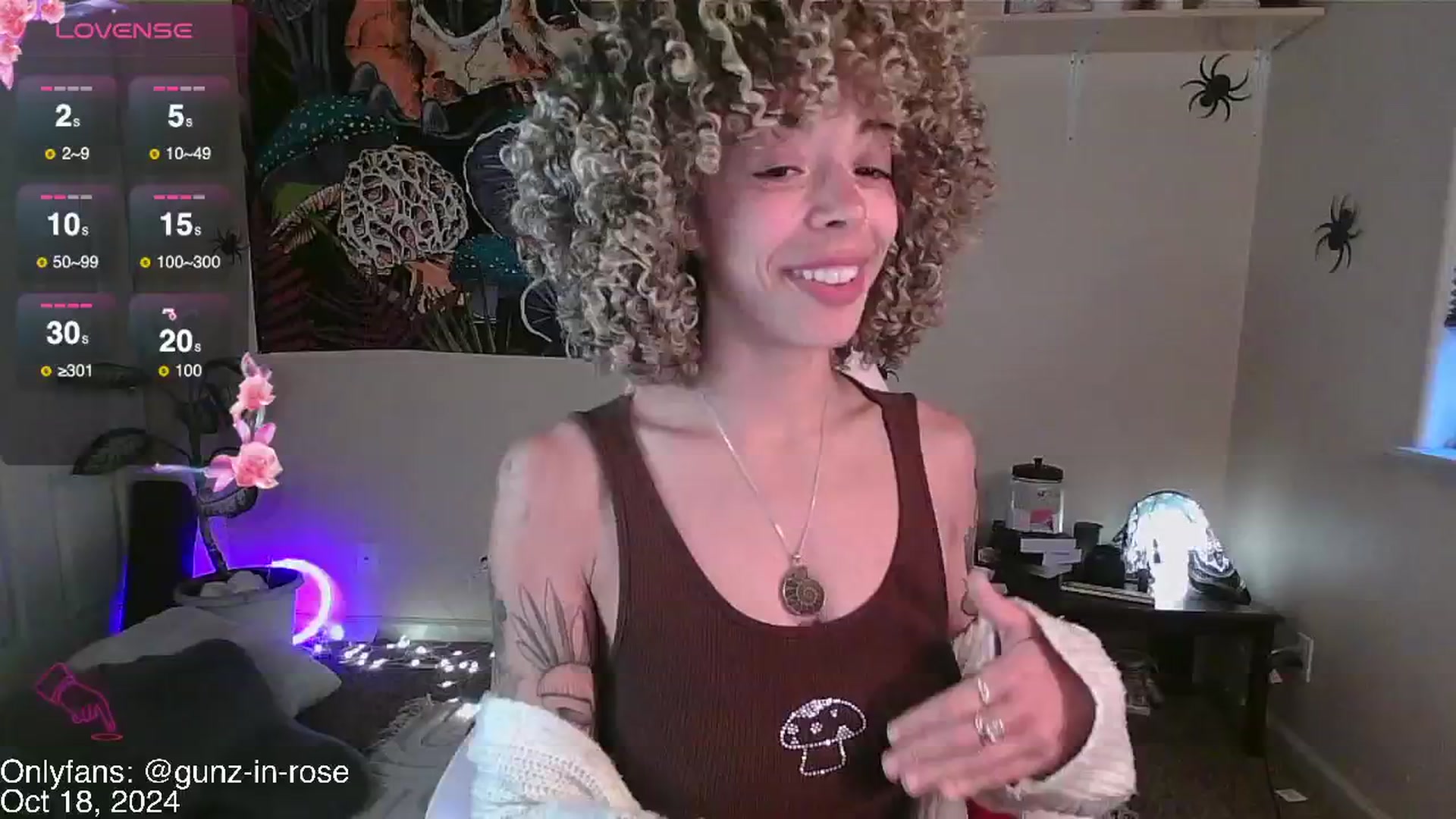Gallery image thumbnail from kylierose's myfreecams stream on, 10/18/2024, 17:34 image 6 of 20