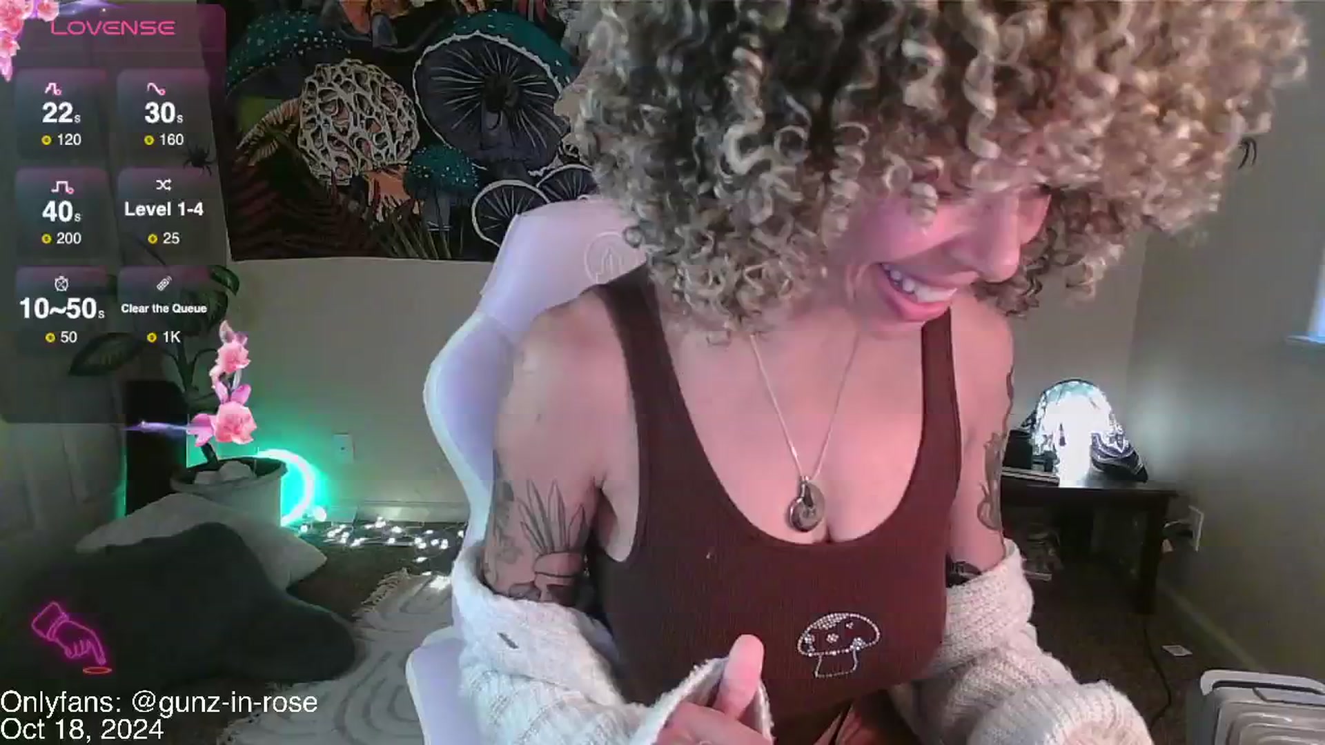 Gallery image thumbnail from kylierose's myfreecams stream on, 10/18/2024, 19:21 image 1 of 20