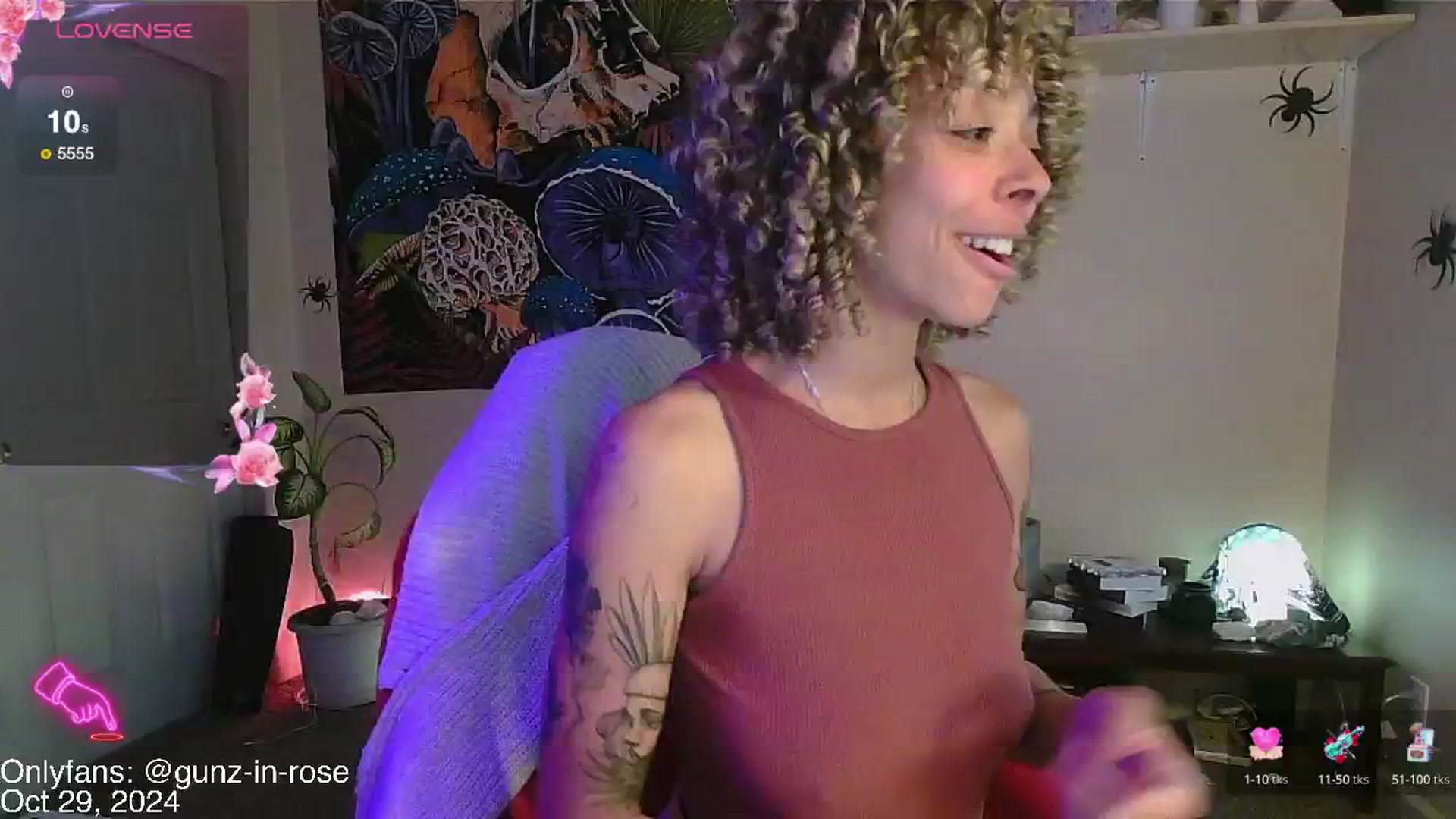 Gallery image thumbnail from kylierose's myfreecams stream on, 10/29/2024, 17:41 image 1 of 20