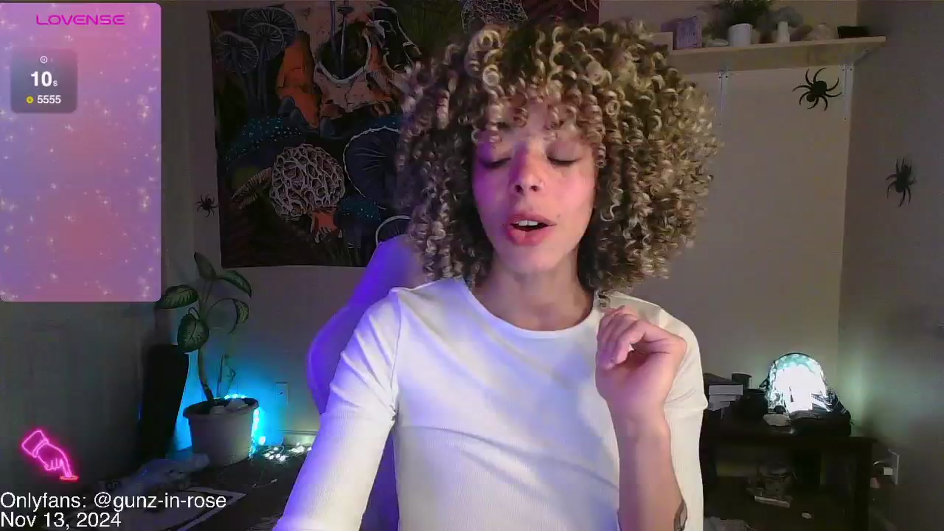 Gallery image thumbnail from kylierose's myfreecams stream on, 11/13/2024, 17:53 image 2 of 20