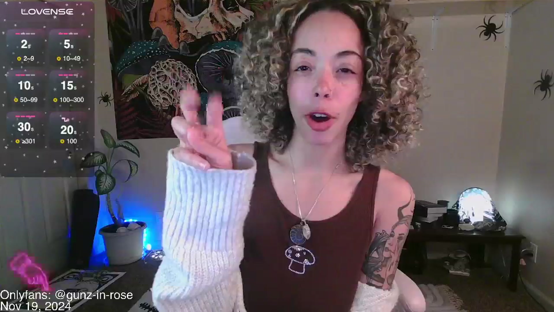 Gallery image thumbnail from kylierose's myfreecams stream on, 11/19/2024, 15:34 image 16 of 20