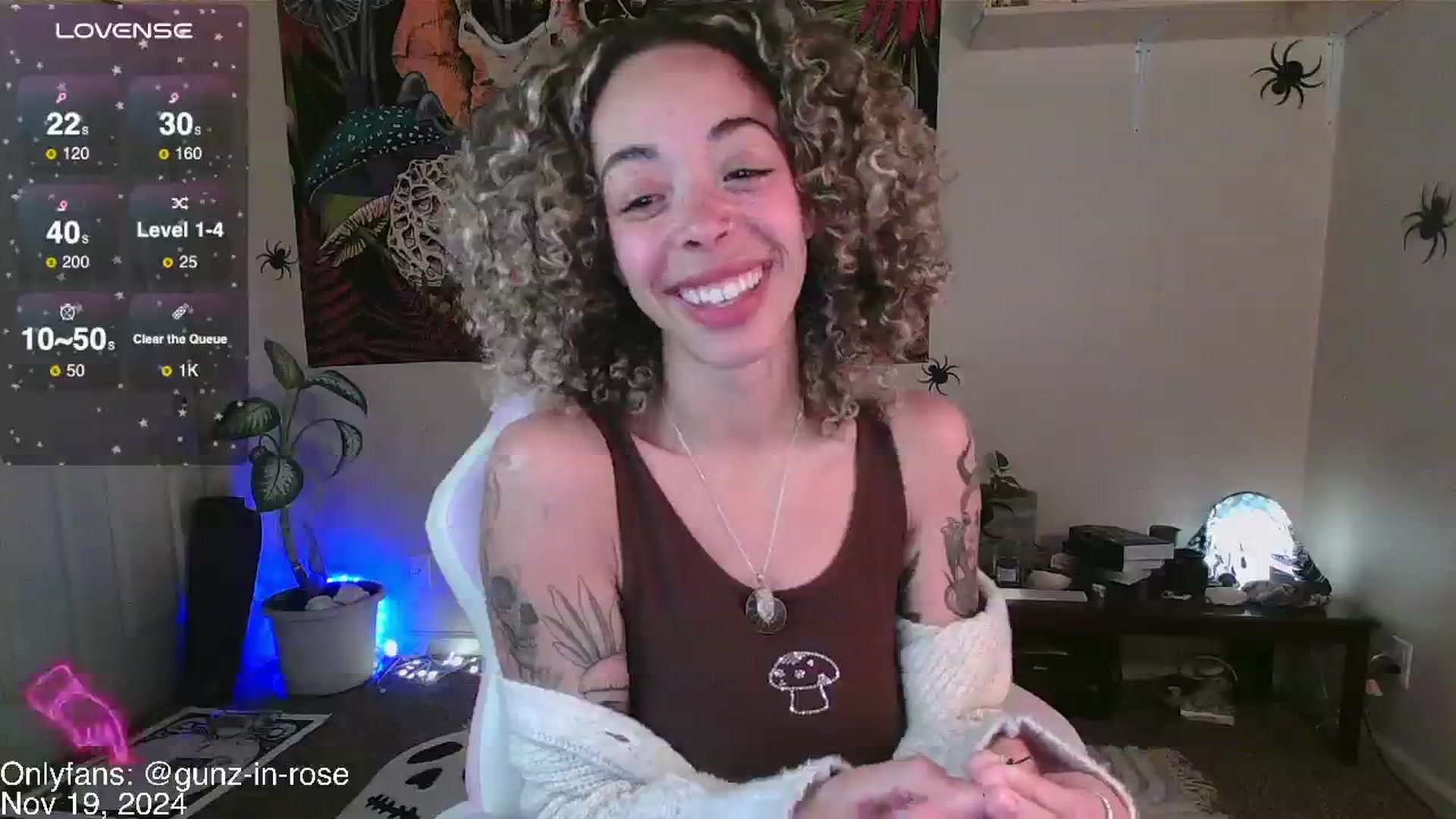 Gallery image thumbnail from kylierose's myfreecams stream on, 11/19/2024, 15:34 image 14 of 20