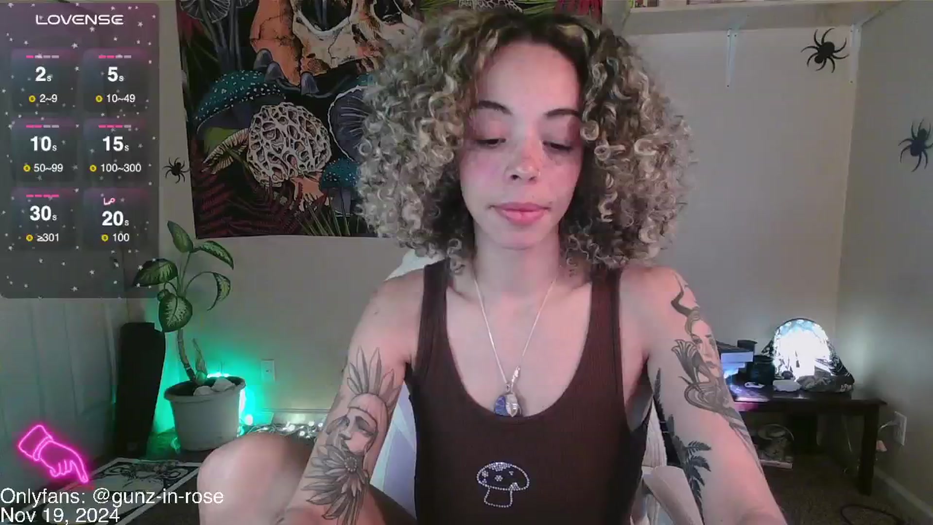 Gallery image thumbnail from kylierose's myfreecams stream on, 11/19/2024, 18:09 image 20 of 20