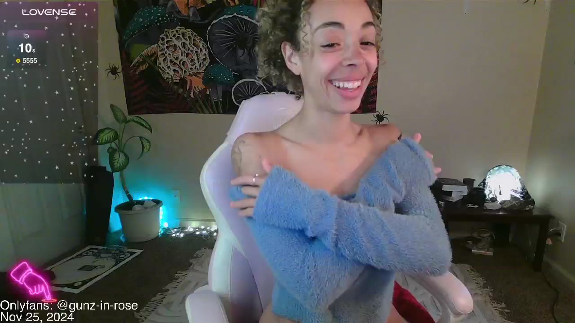 Gallery image thumbnail from kylierose's myfreecams stream on, 11/25/2024, 18:10 image 2 of 20