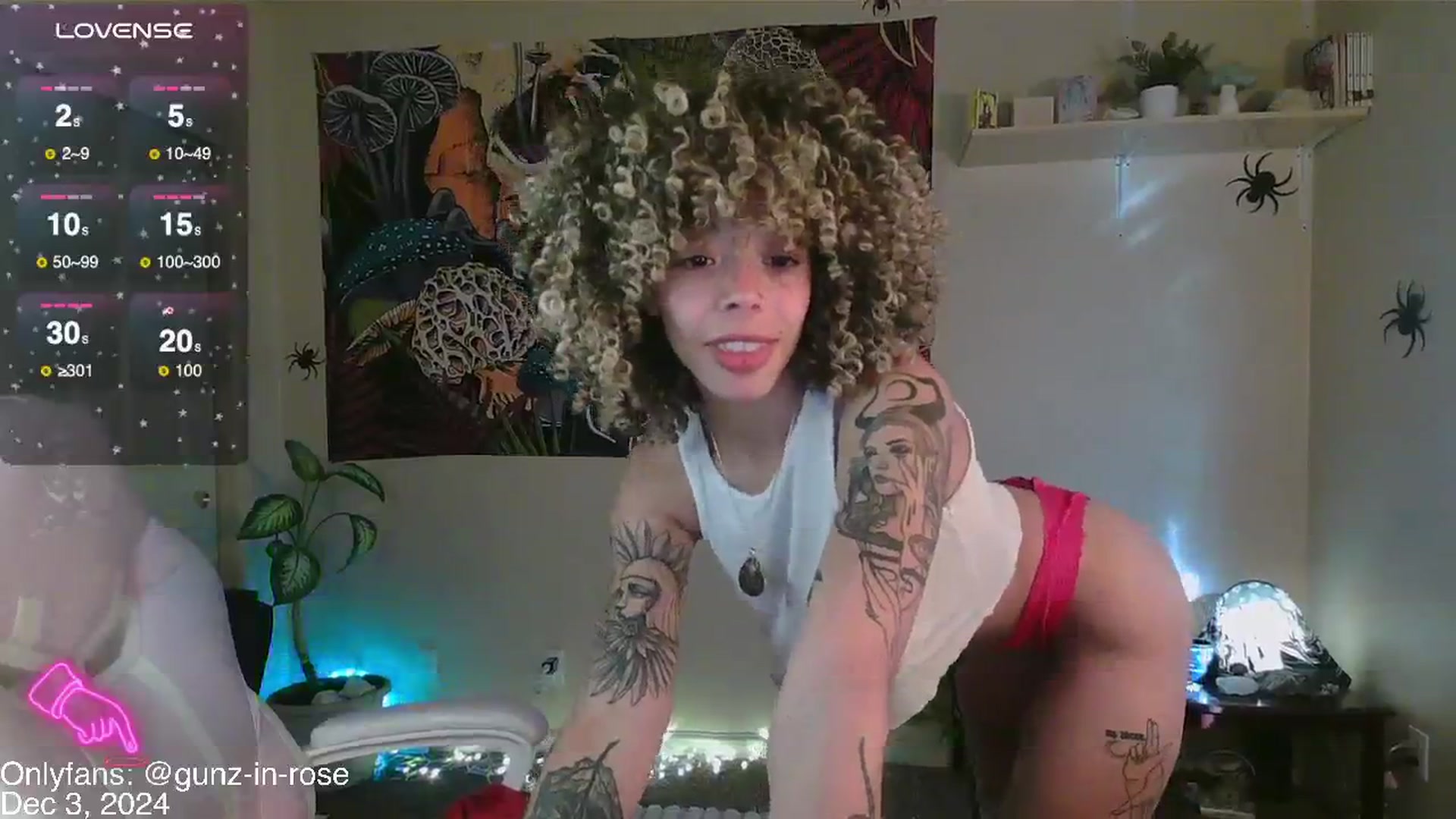 Gallery image thumbnail from kylierose's myfreecams stream on, 12/03/2024, 18:36 image 17 of 20