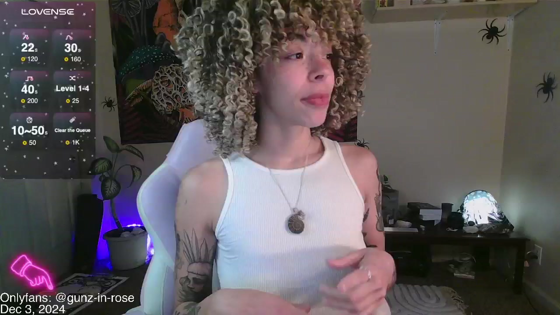 Gallery image thumbnail from kylierose's myfreecams stream on, 12/03/2024, 18:36 image 4 of 20