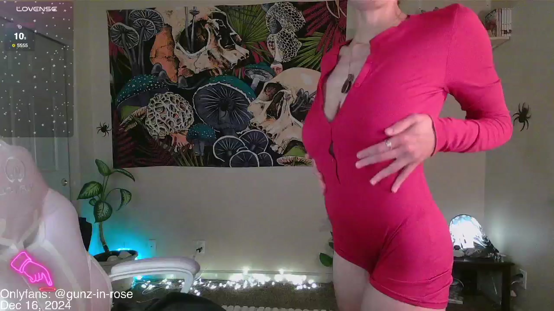 Gallery image thumbnail from kylierose's myfreecams stream on, 12/16/2024, 17:03 image 5 of 20