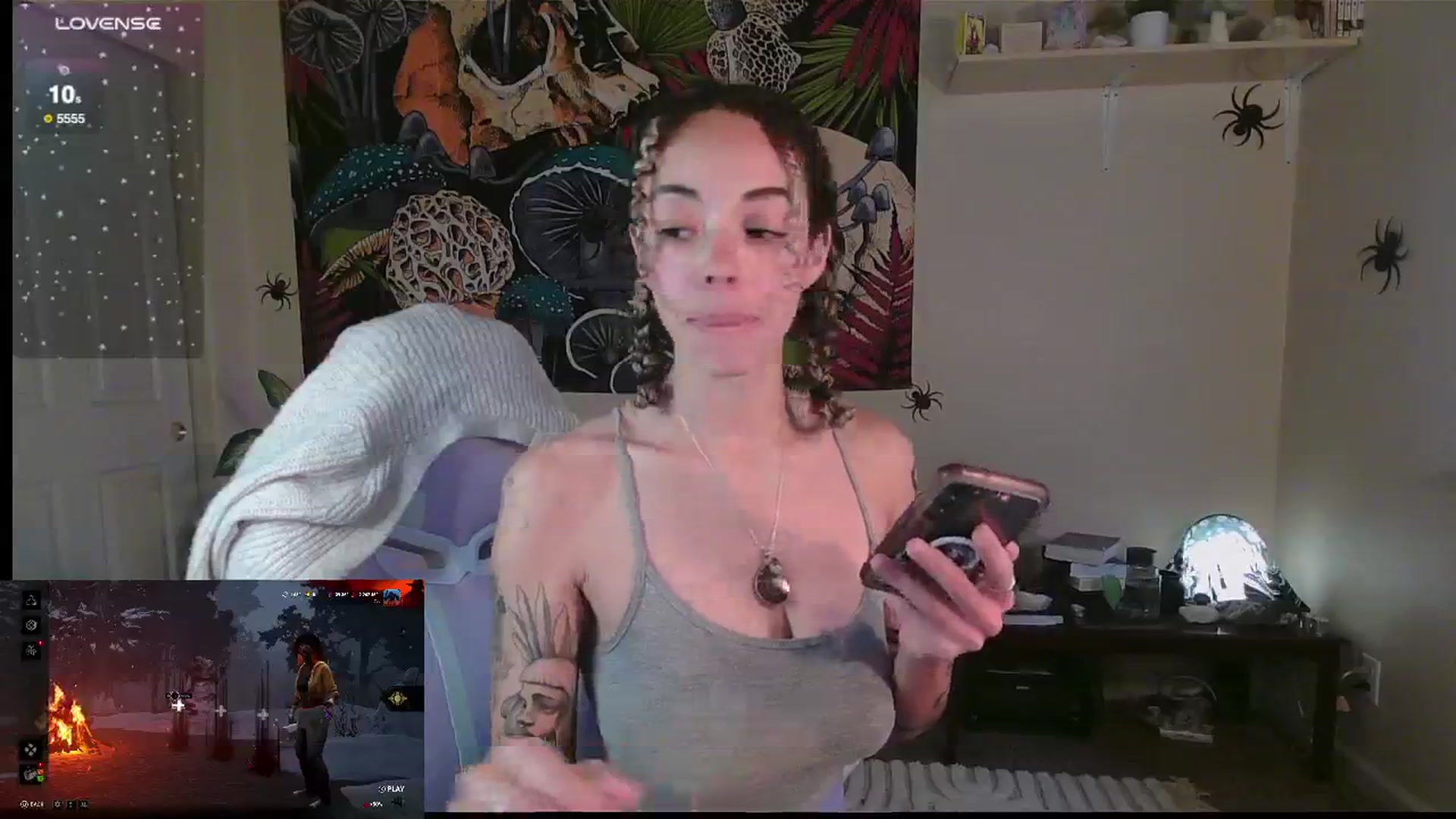 Gallery image thumbnail from kylierose's myfreecams stream on, 12/17/2024, 19:59 image 19 of 20