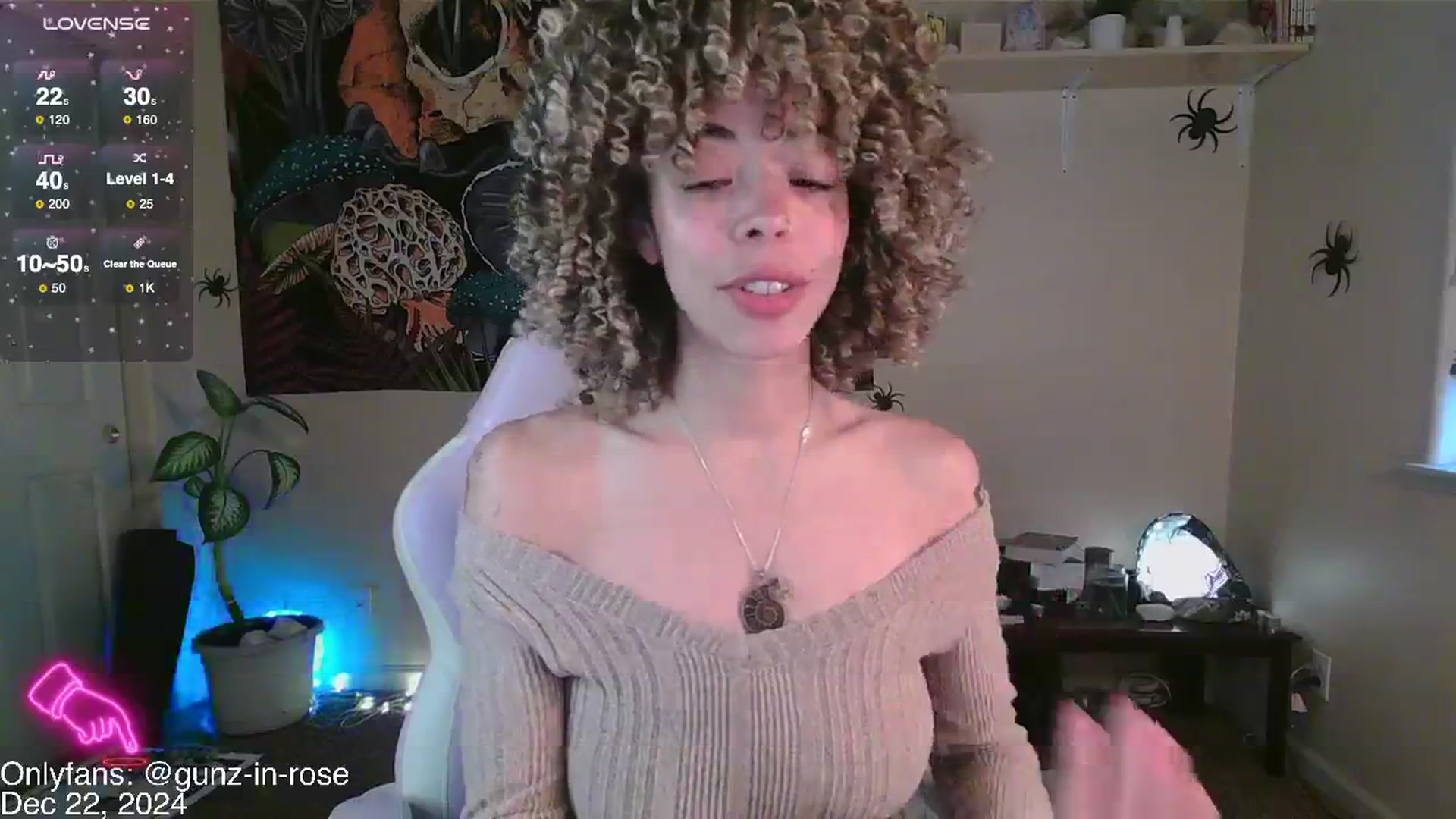 Gallery image thumbnail from kylierose's myfreecams stream on, 12/22/2024, 18:51 image 2 of 20