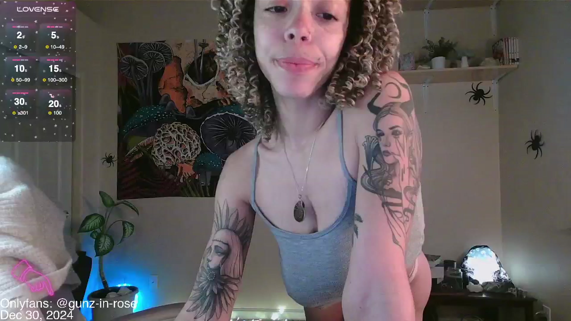 Gallery image thumbnail from kylierose's myfreecams stream on, 12/30/2024, 19:17 image 7 of 20