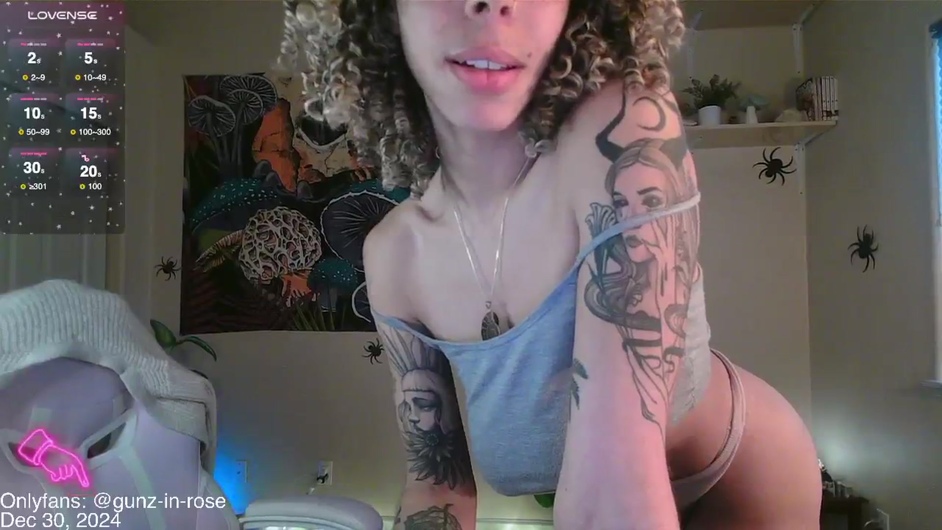Gallery image thumbnail from kylierose's myfreecams stream on, 12/30/2024, 19:17 image 19 of 20