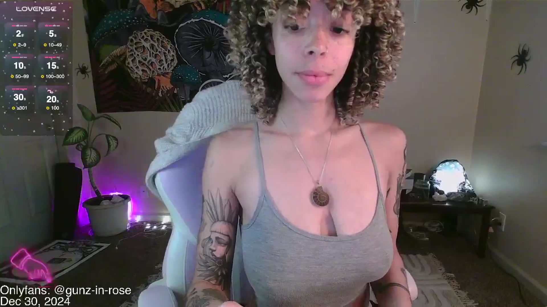 Gallery image thumbnail from kylierose's myfreecams stream on, 12/30/2024, 19:17 image 20 of 20