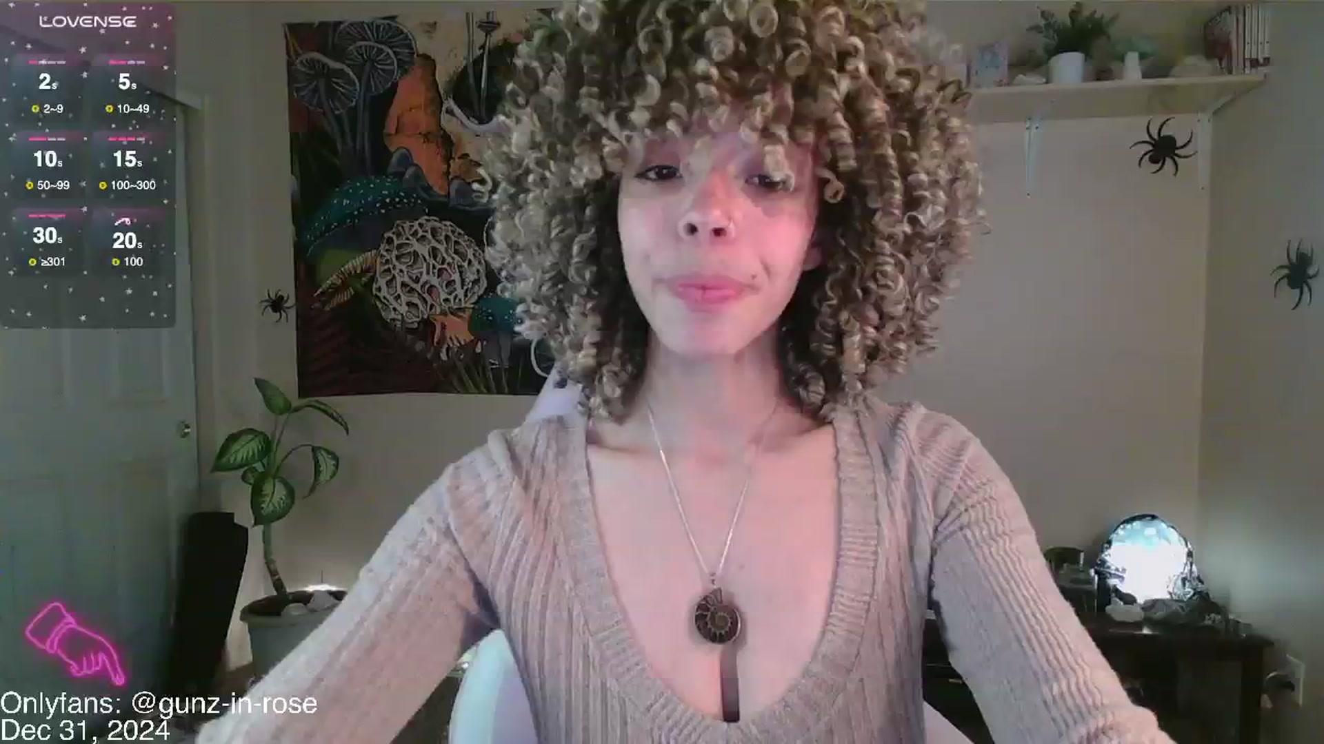 Gallery image thumbnail from kylierose's myfreecams stream on, 12/31/2024, 21:19 image 9 of 20