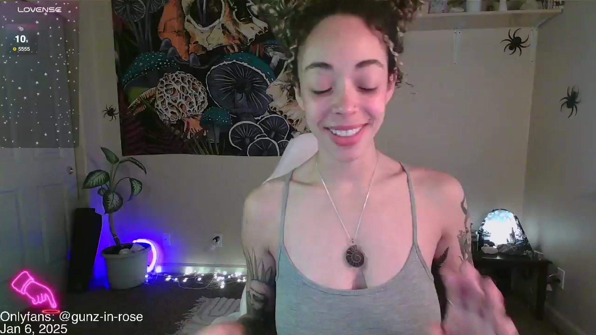 Gallery image thumbnail from kylierose's myfreecams stream on, 01/06/2025, 20:06 image 10 of 20