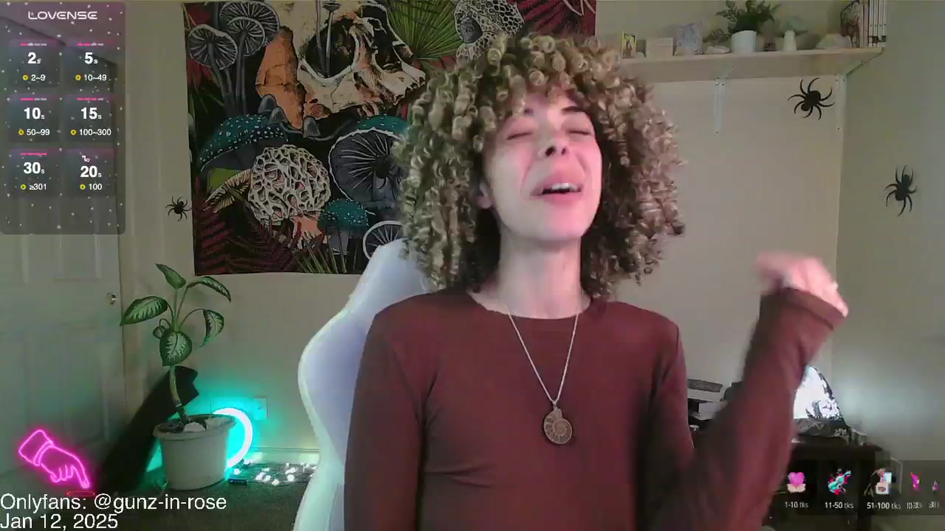 Gallery image thumbnail from kylierose's myfreecams stream on, 01/12/2025, 20:13 image 16 of 20