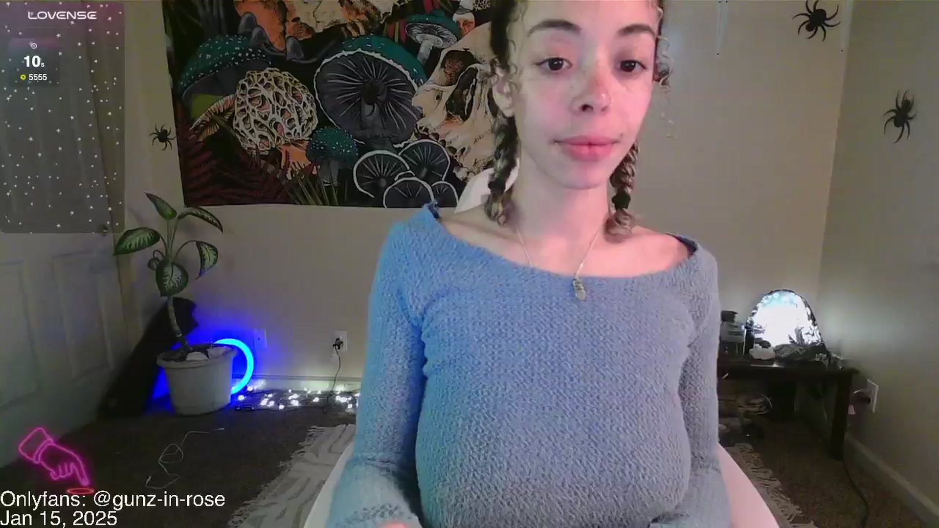 Gallery image thumbnail from kylierose's myfreecams stream on, 01/15/2025, 19:03 image 12 of 20