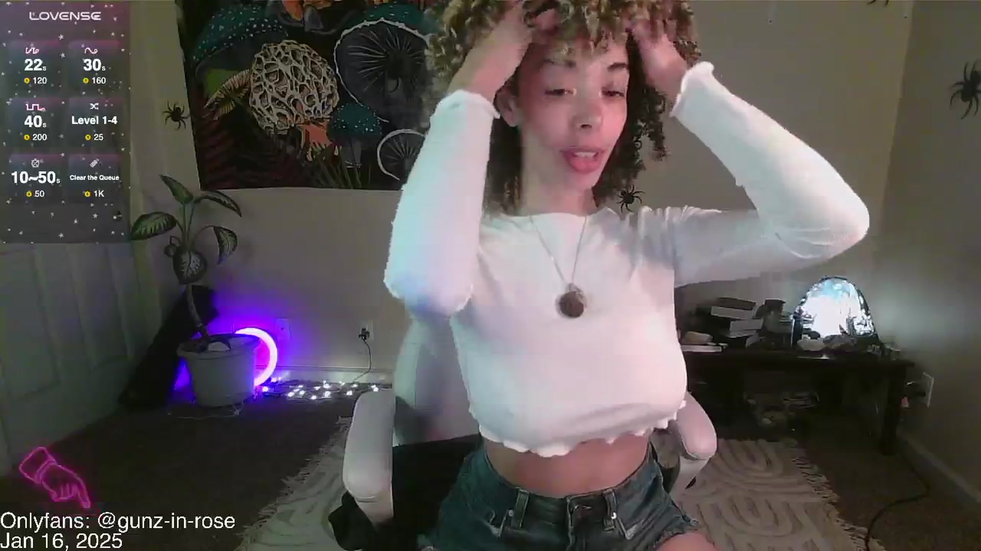 Gallery image thumbnail from kylierose's myfreecams stream on, 01/16/2025, 19:08 image 13 of 20