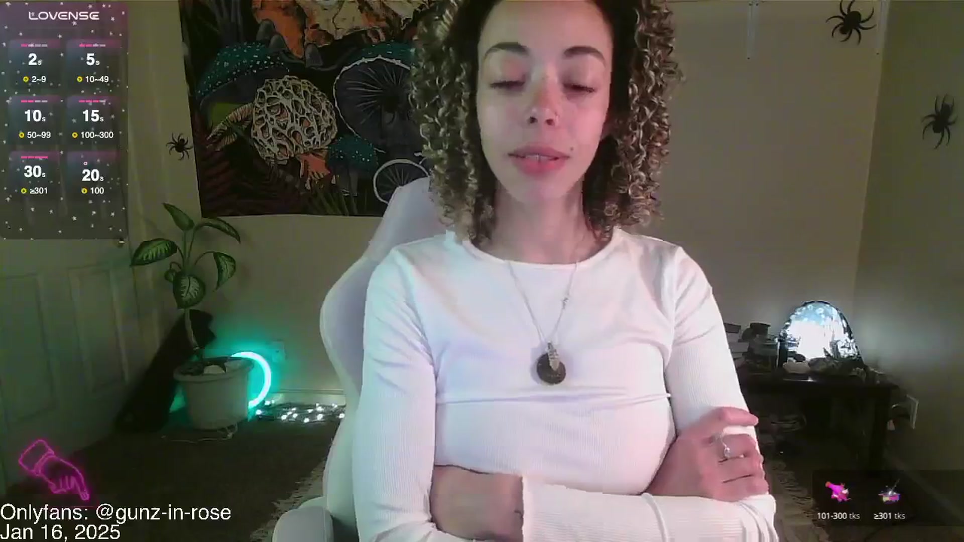 Gallery image thumbnail from kylierose's myfreecams stream on, 01/16/2025, 19:08 image 7 of 20