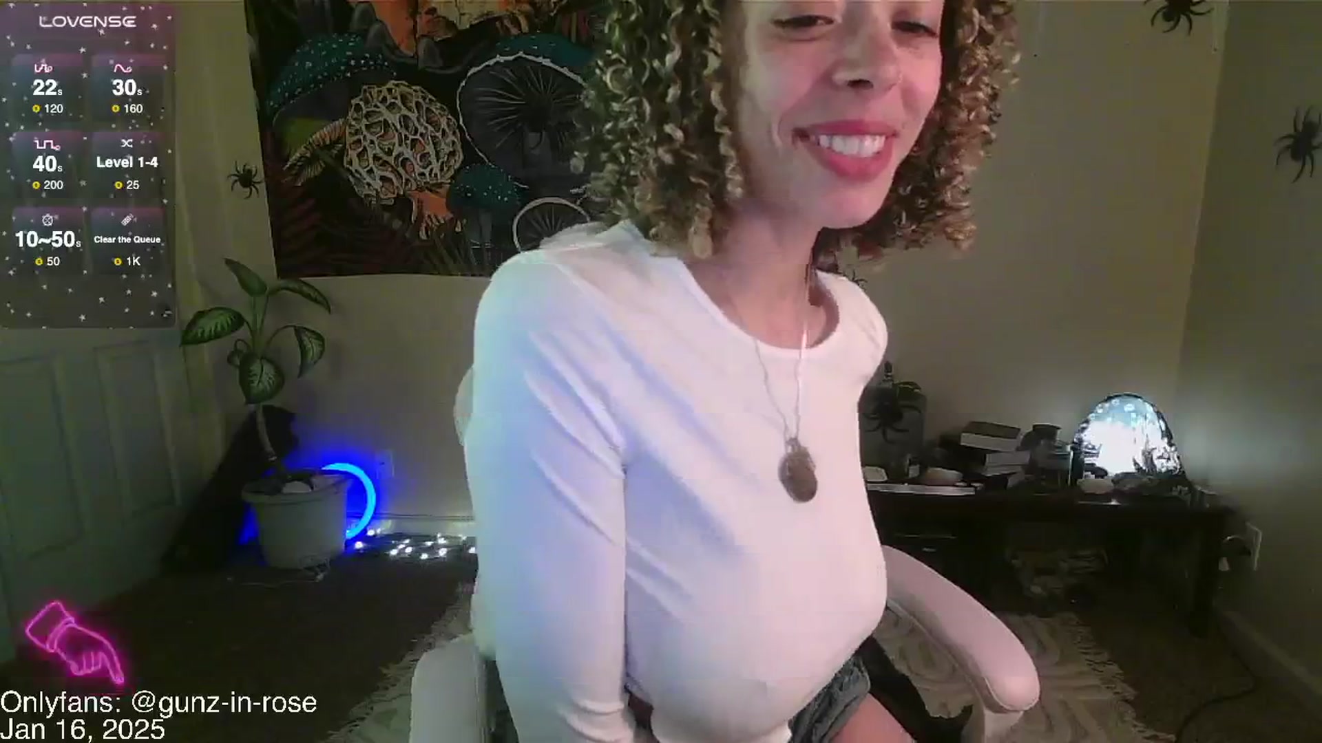 Gallery image thumbnail from kylierose's myfreecams stream on, 01/16/2025, 19:08 image 9 of 20