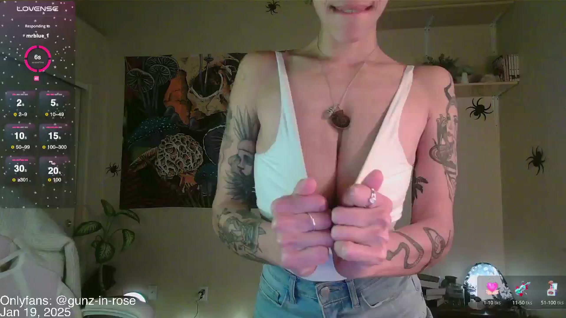 Gallery image thumbnail from kylierose's myfreecams stream on, 01/19/2025, 19:36 image 4 of 20