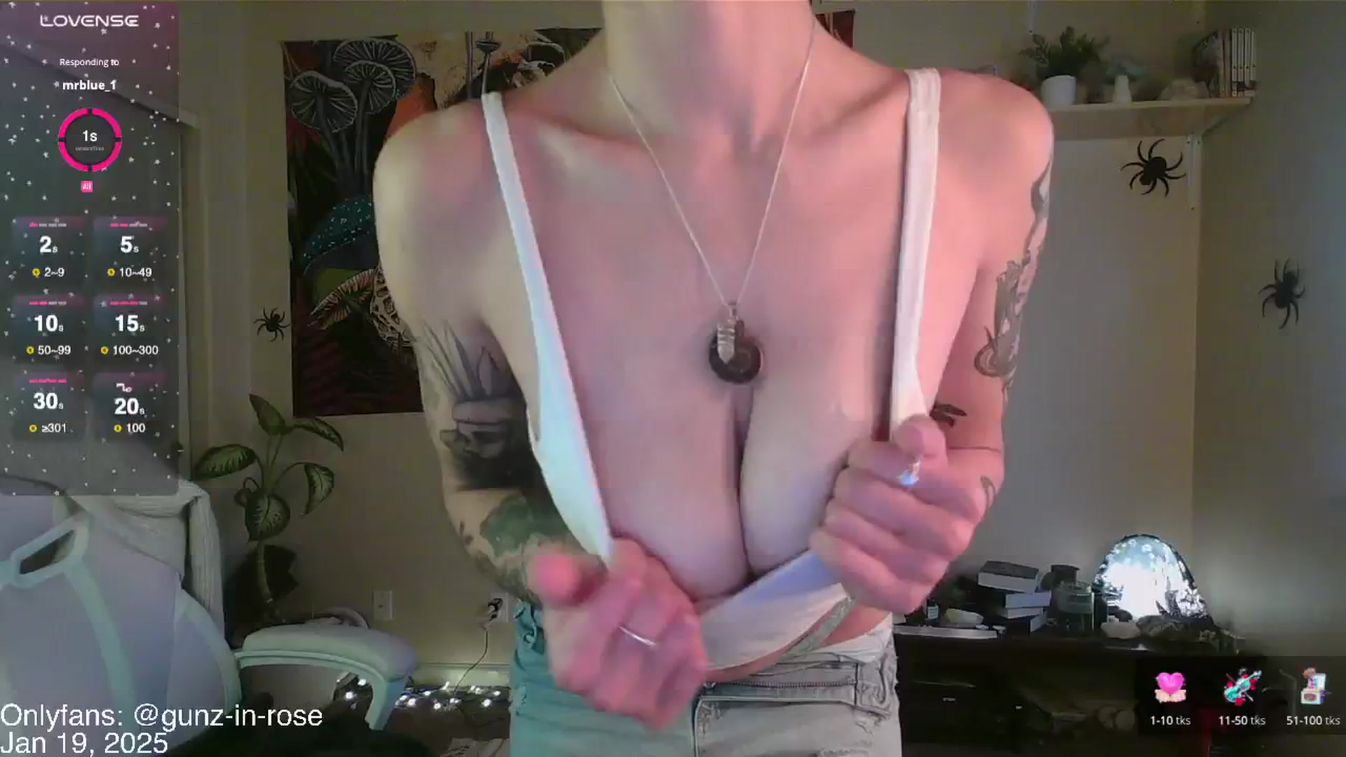 Gallery image thumbnail from kylierose's myfreecams stream on, 01/19/2025, 19:36 image 18 of 20