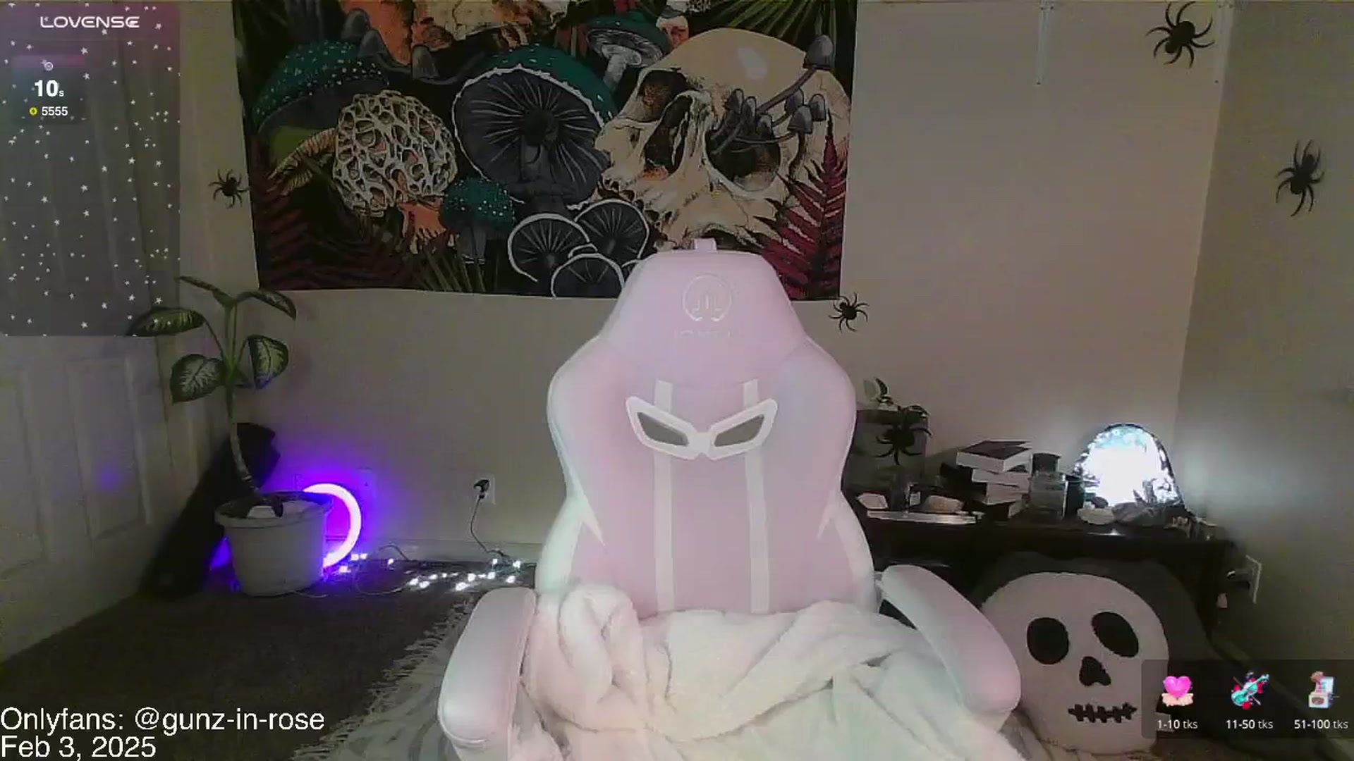 Gallery image thumbnail from kylierose's myfreecams stream on, 02/03/2025, 17:14 image 5 of 20