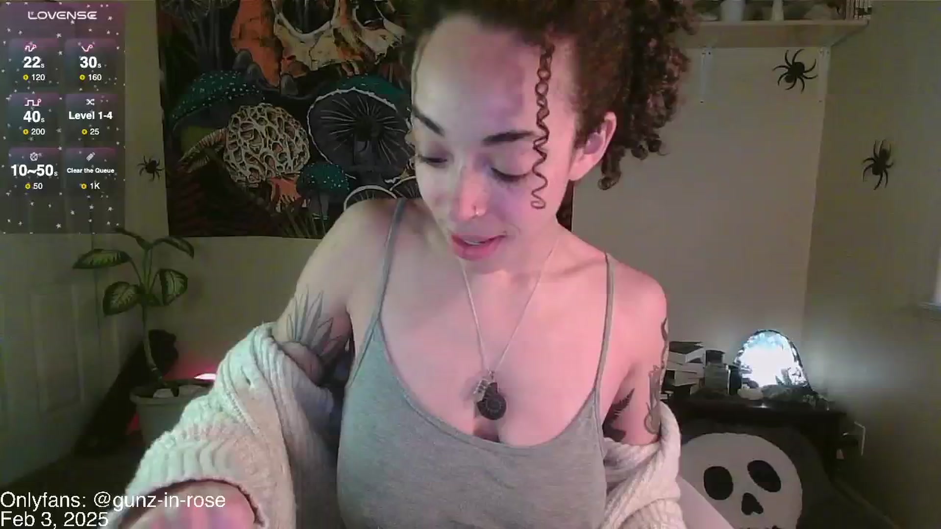 Gallery image thumbnail from kylierose's myfreecams stream on, 02/03/2025, 17:14 image 15 of 20