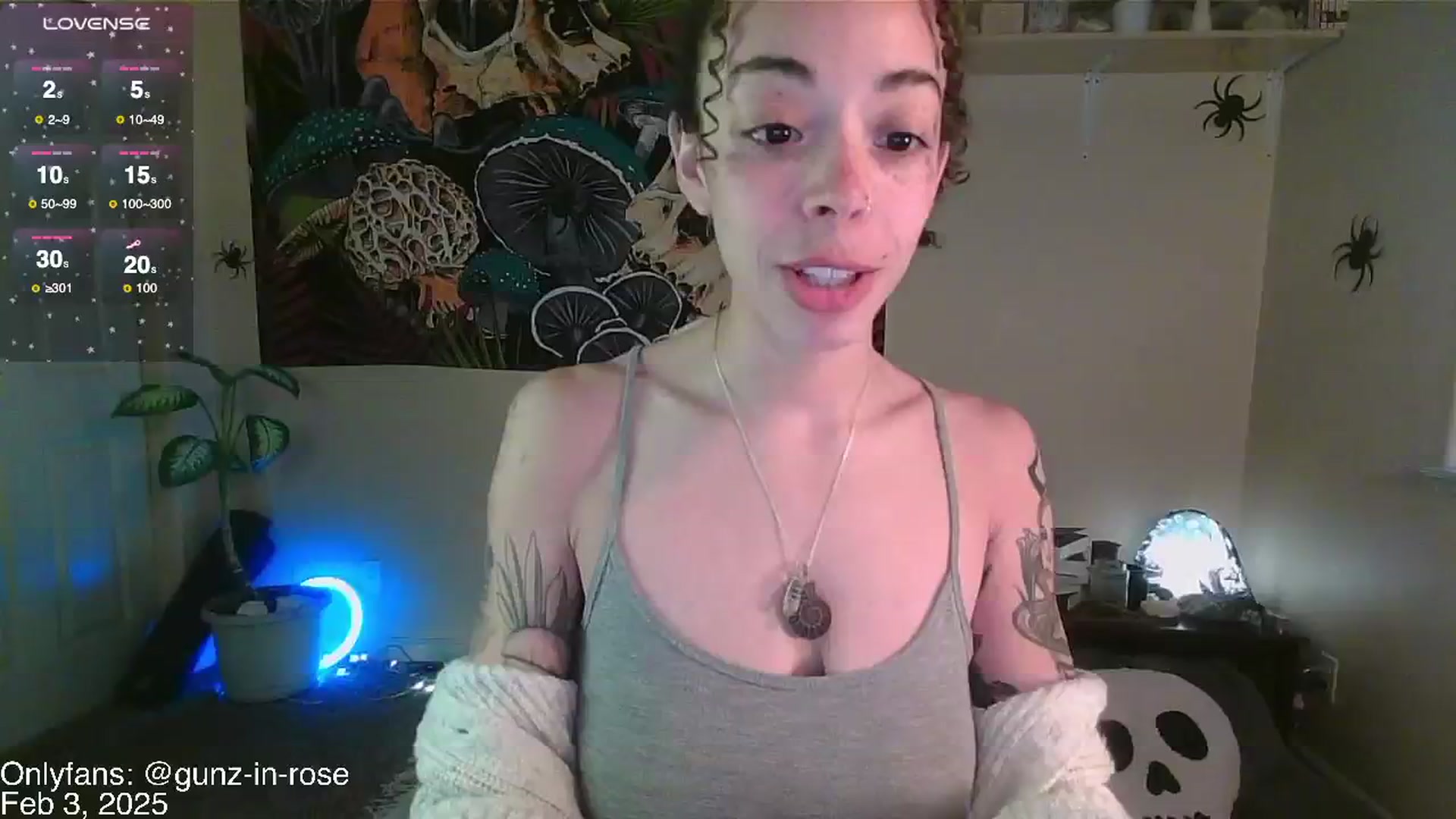 Gallery image thumbnail from kylierose's myfreecams stream on, 02/03/2025, 17:14 image 16 of 20