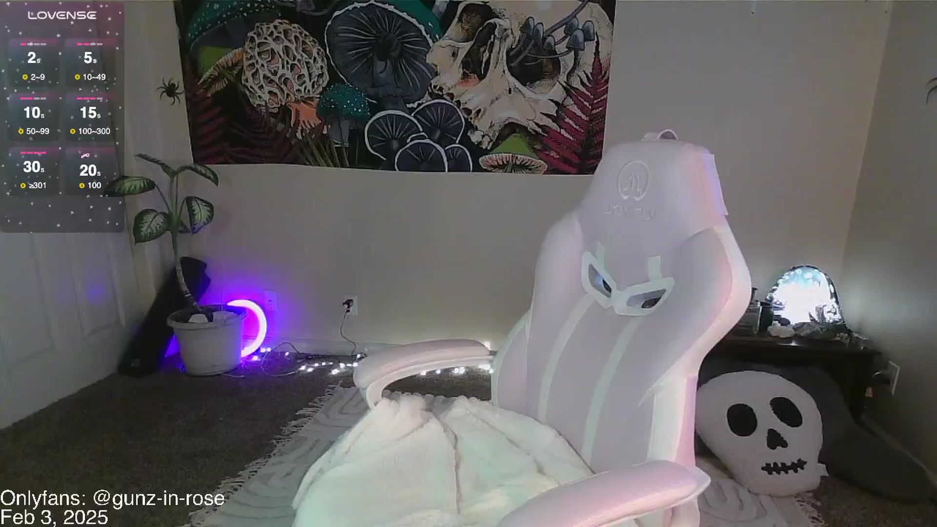 Gallery image thumbnail from kylierose's myfreecams stream on, 02/03/2025, 20:51 image 11 of 20