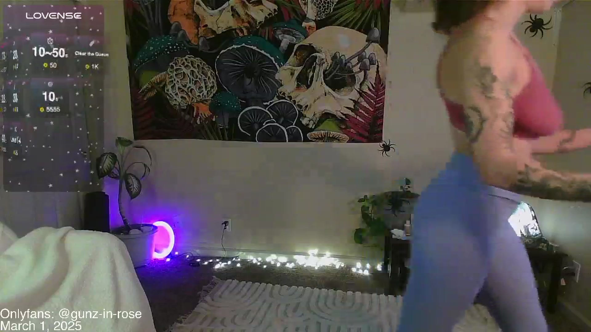 Gallery image thumbnail from kylierose's myfreecams stream on, 03/01/2025, 19:34 image 11 of 20
