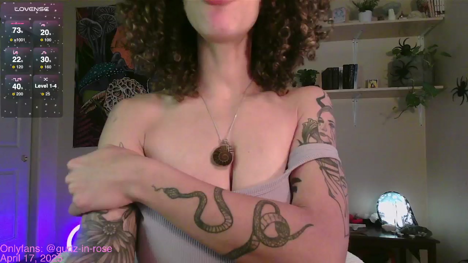 Gallery image thumbnail from kylierose's myfreecams stream on, 04/17/2025, 18:03 image 16 of 20