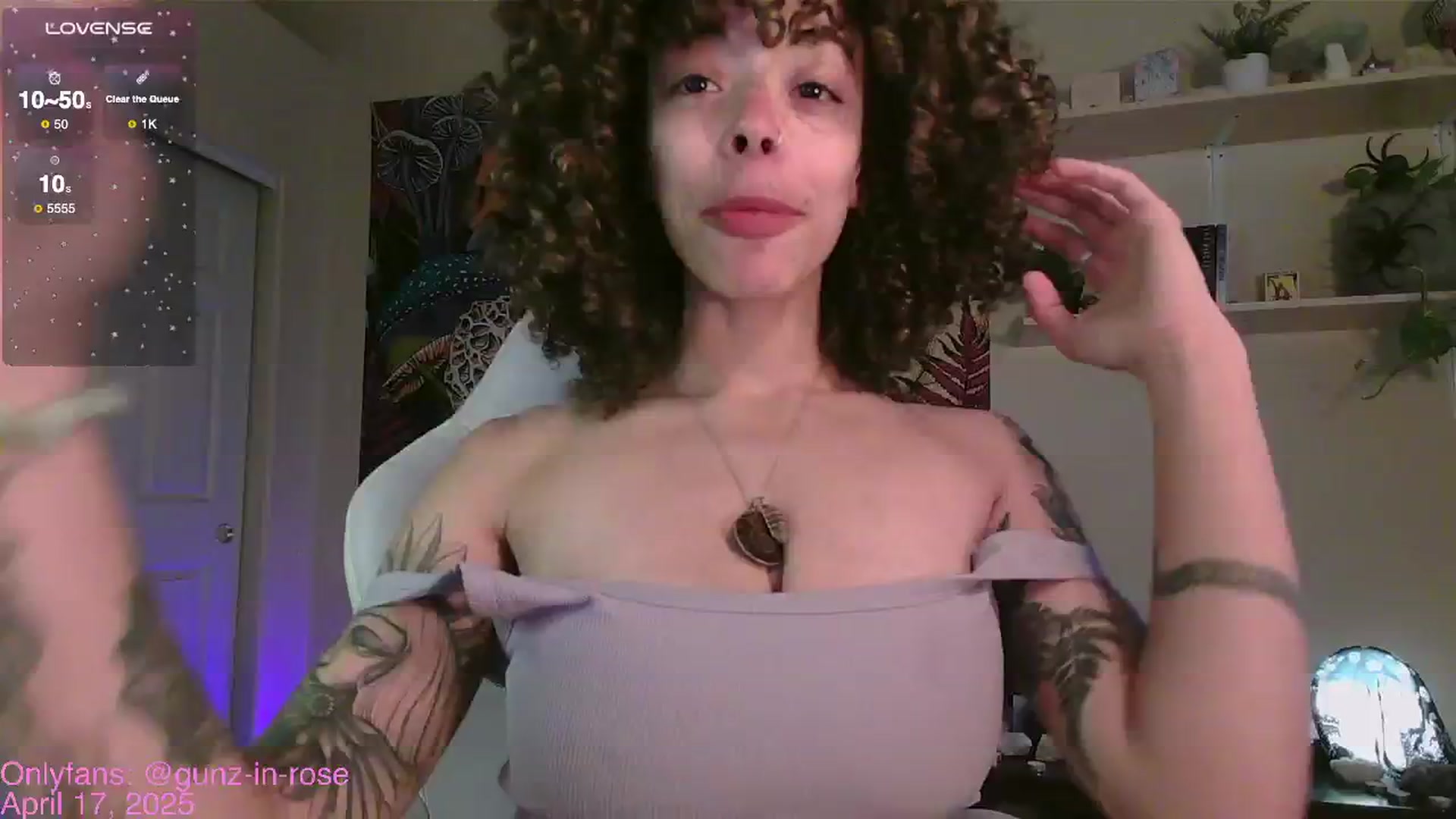 Gallery image thumbnail from kylierose's myfreecams stream on, 04/17/2025, 18:03 image 6 of 20