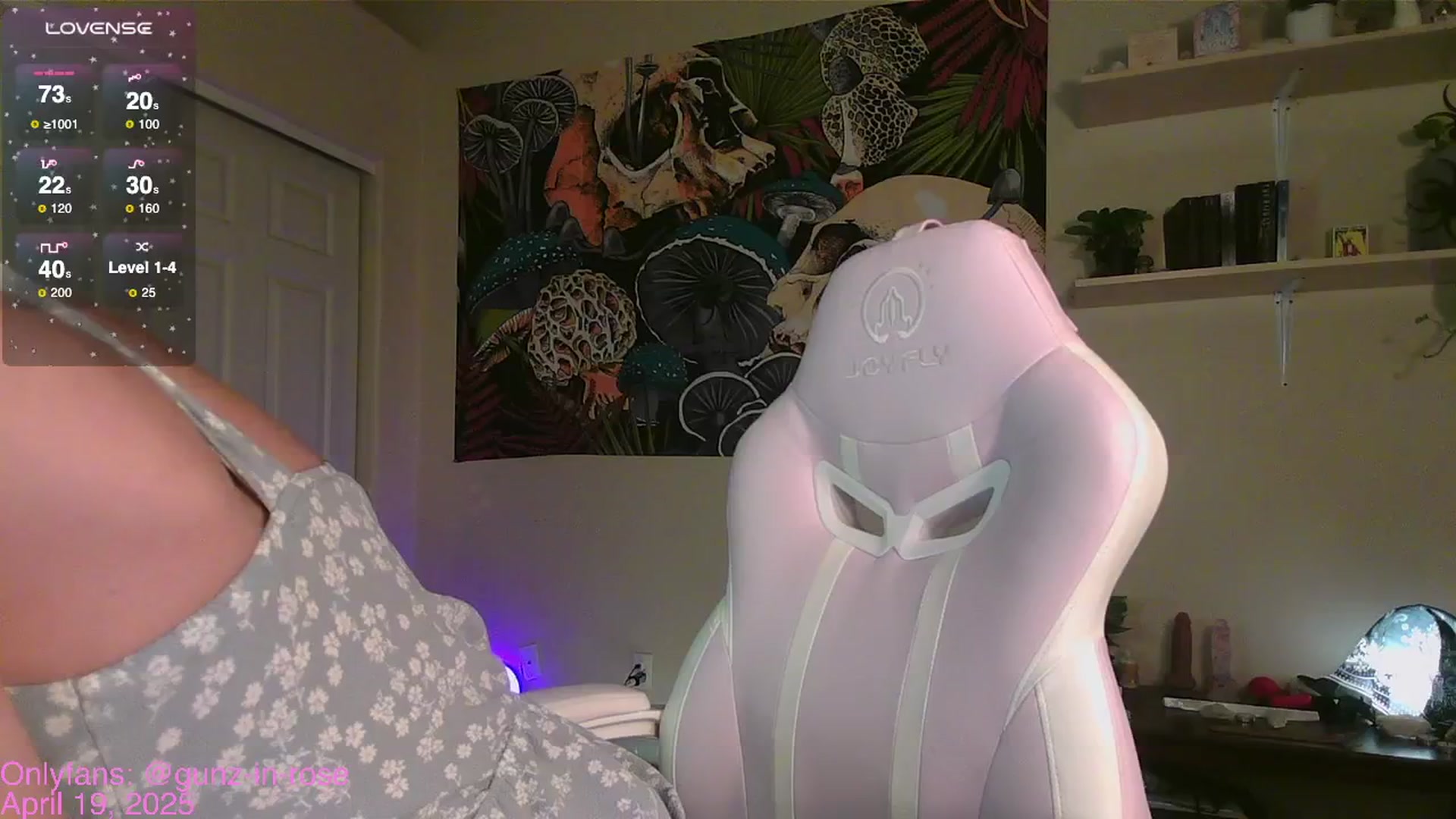 Gallery image thumbnail from kylierose's myfreecams stream on, 04/20/2025, 03:21 image 20 of 20