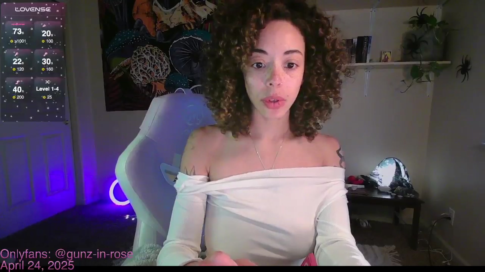 Gallery image thumbnail from kylierose's myfreecams stream on, 04/24/2025, 18:27 image 7 of 20