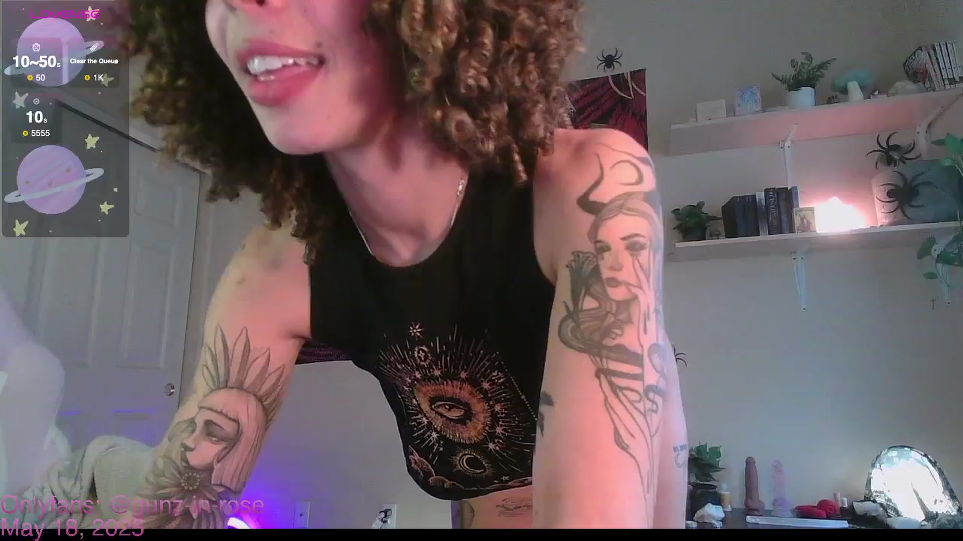 Gallery image thumbnail from kylierose's myfreecams stream on, 05/19/2025, 01:12 image 7 of 20