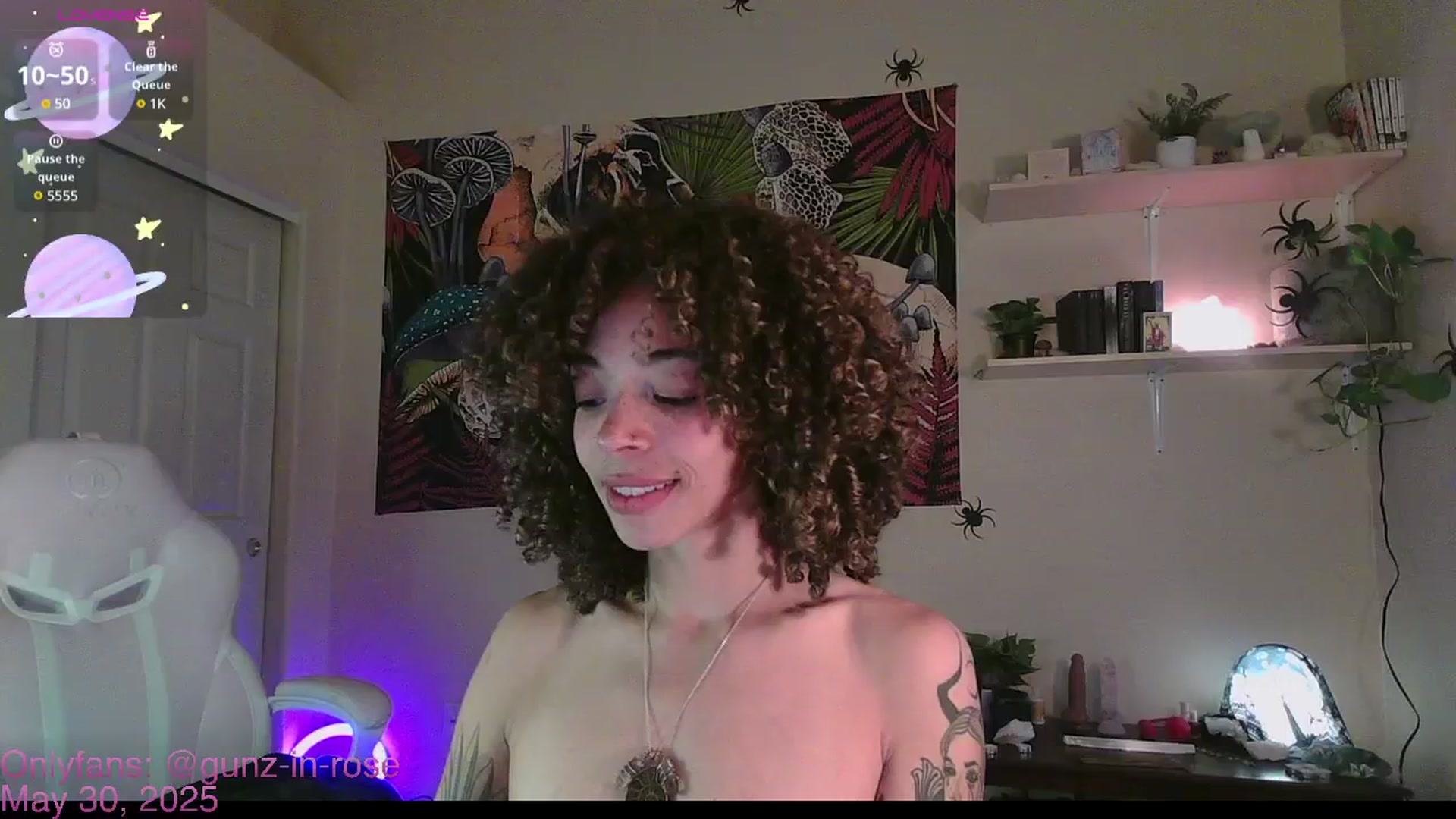 Gallery image thumbnail from kylierose's myfreecams stream on, 05/30/2025, 16:56 image 10 of 20