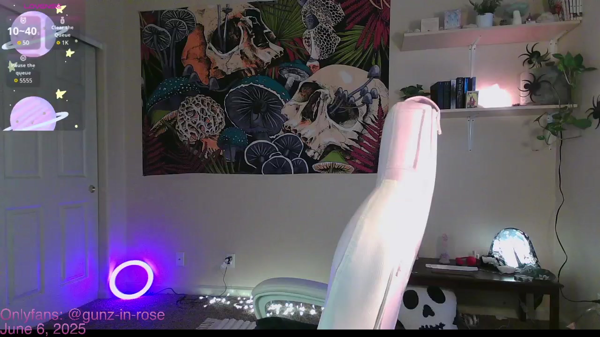 Gallery image thumbnail from kylierose's myfreecams stream on, 06/06/2025, 16:36 image 7 of 20