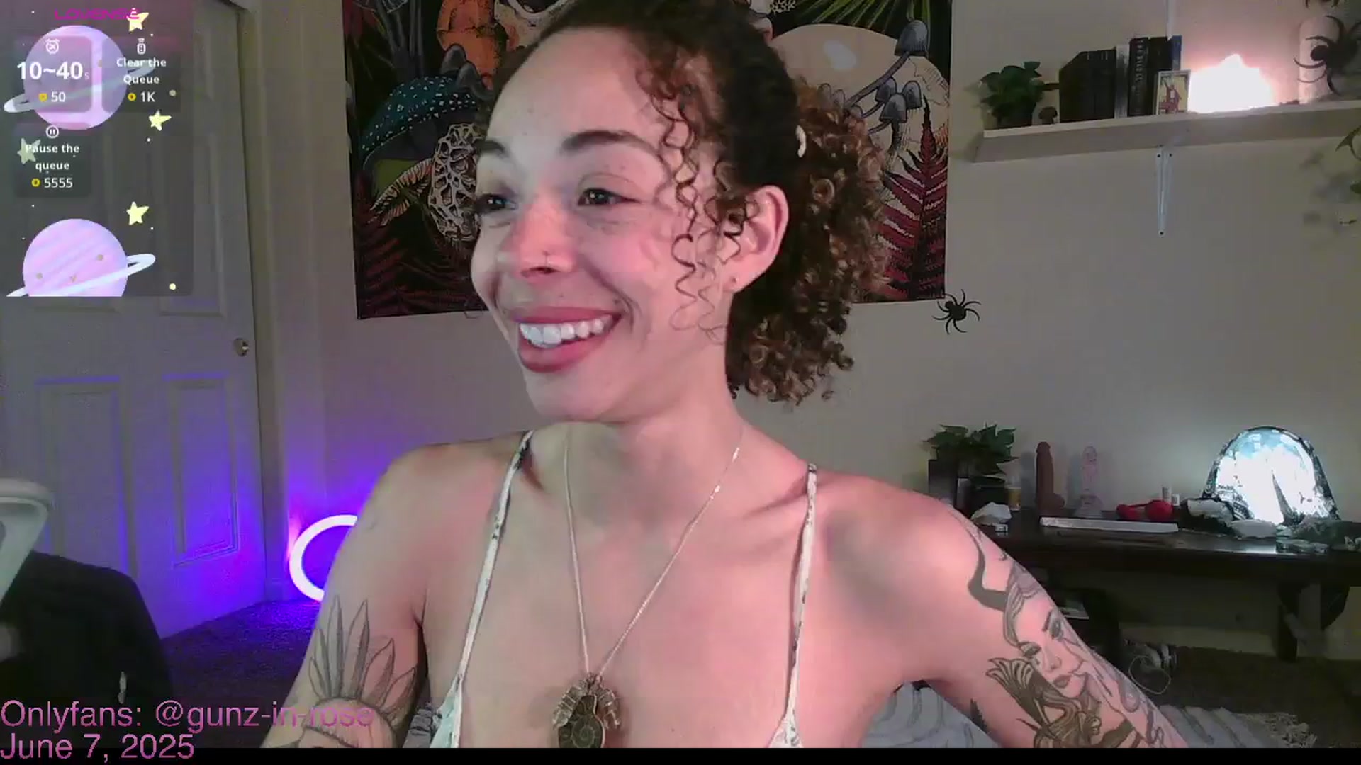 Gallery image thumbnail from kylierose's myfreecams stream on, 06/07/2025, 16:59 image 3 of 20