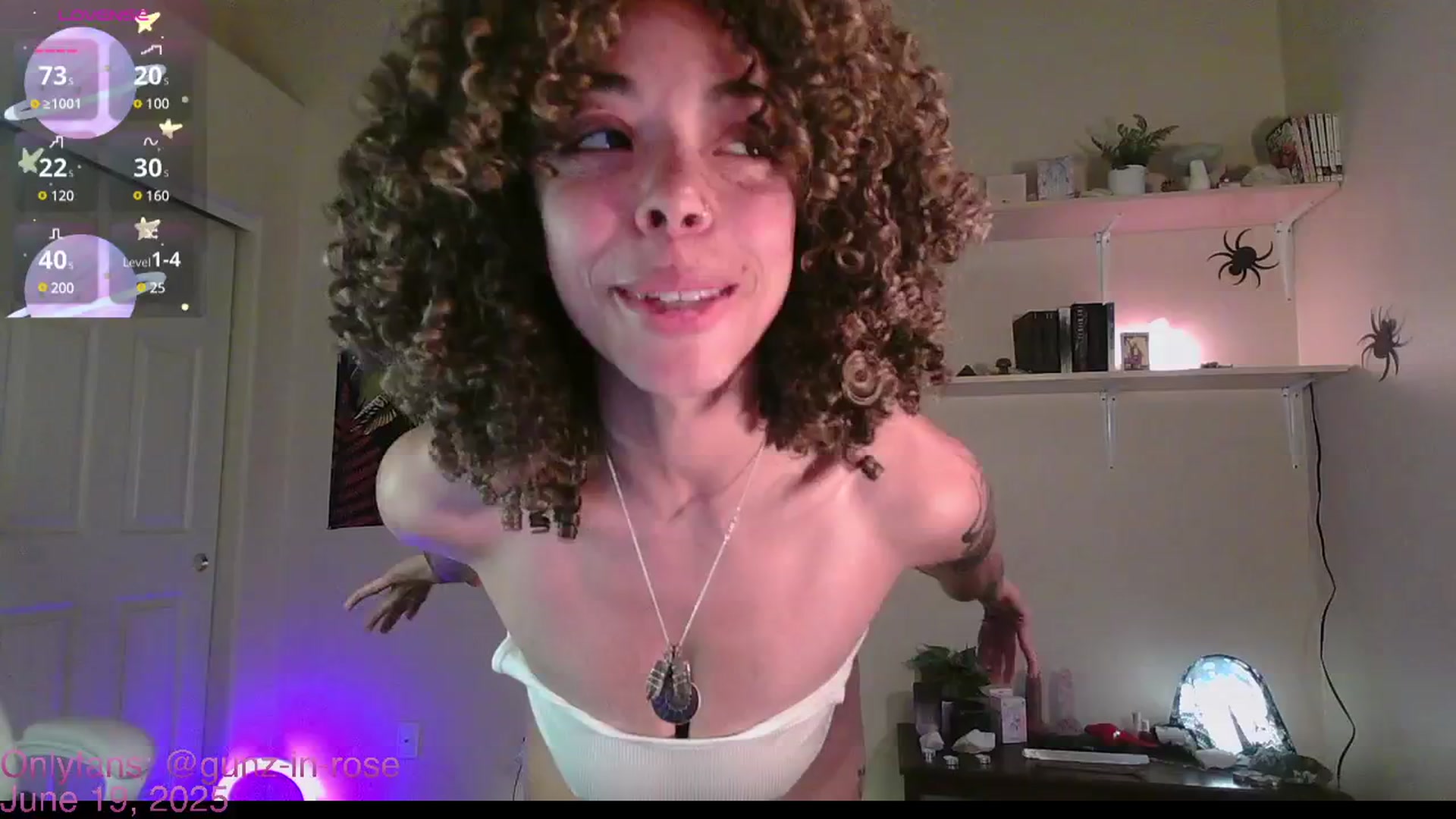 Gallery image thumbnail from kylierose's myfreecams stream on, 06/20/2025, 04:22 image 1 of 20