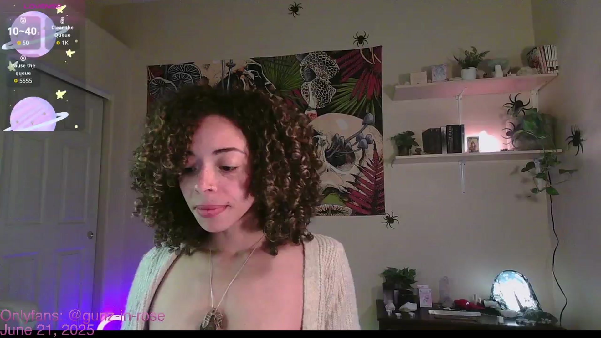 Gallery image thumbnail from kylierose's myfreecams stream on, 06/21/2025, 15:02 image 19 of 20